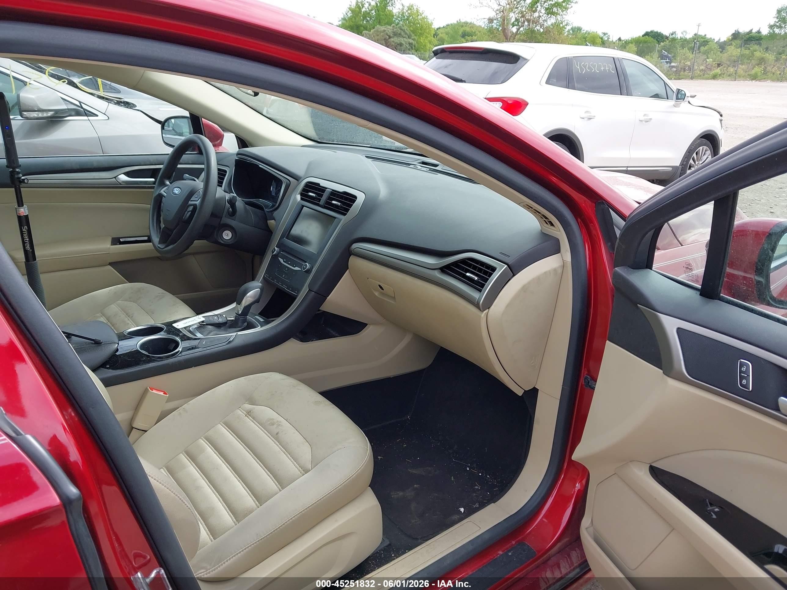 2013 Ford Fusion Se Red vin: 3FA6P0H76DR357749