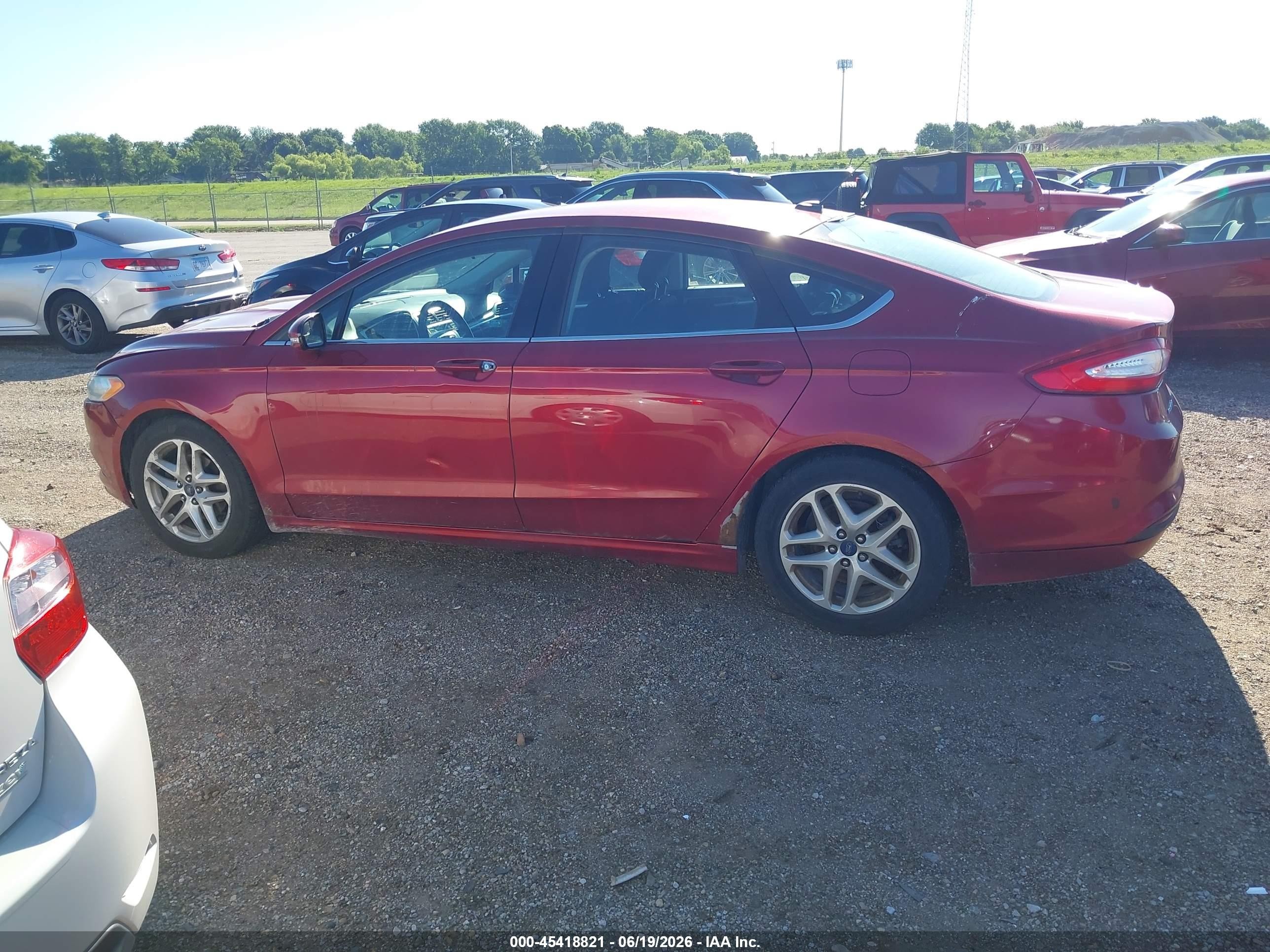 2013 Ford Fusion Se Red vin: 3FA6P0H76DR374650