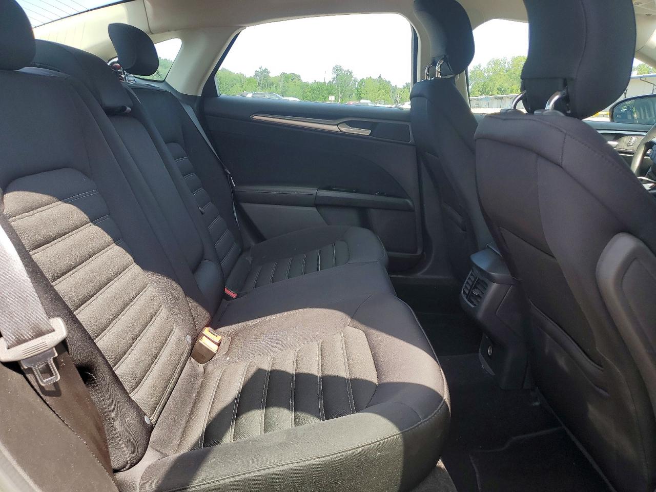 2014 Ford Fusion Se Gray vin: 3FA6P0H76ER106103