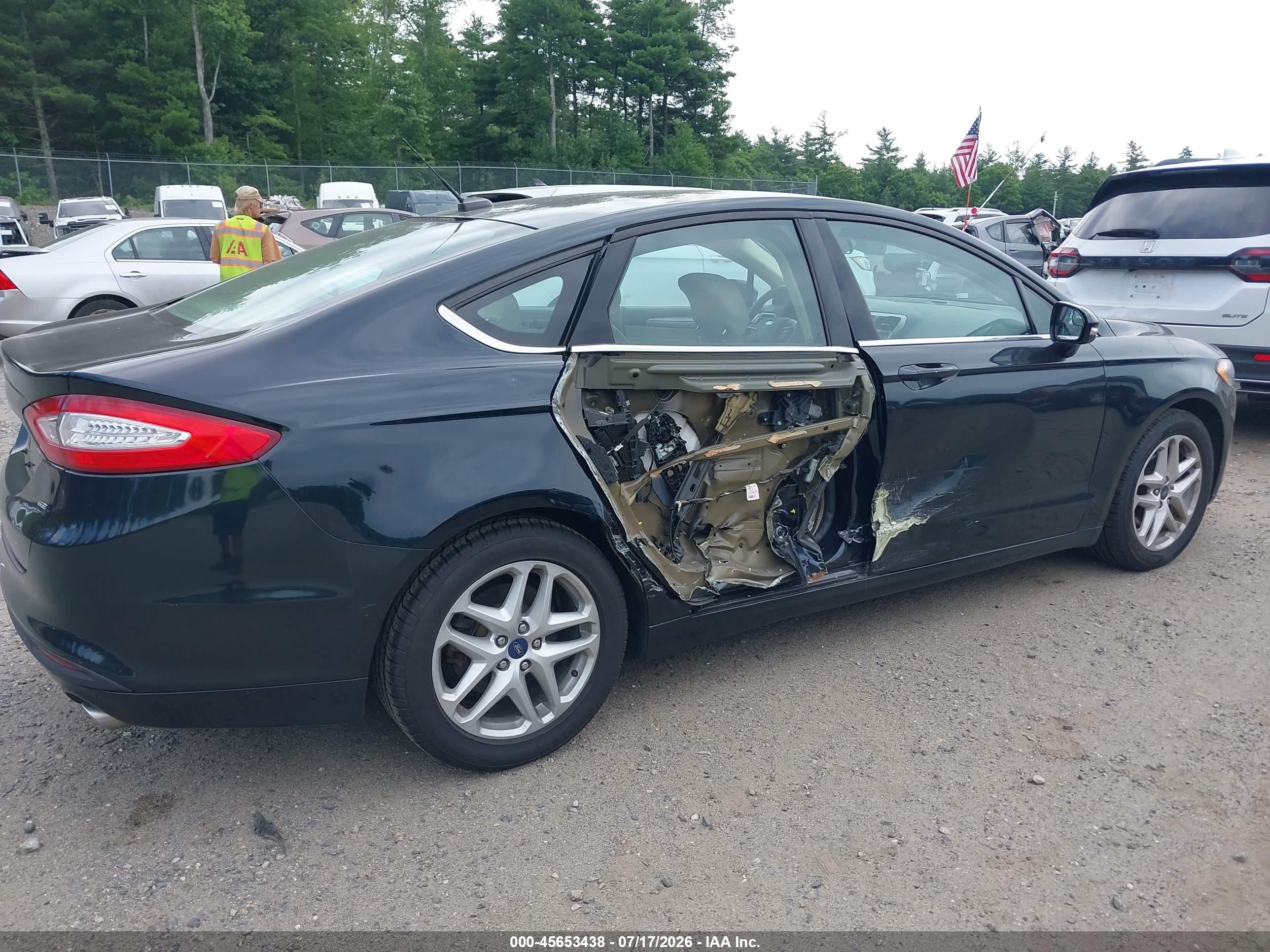2014 Ford Fusion Se Черный vin: 3FA6P0H76ER125086