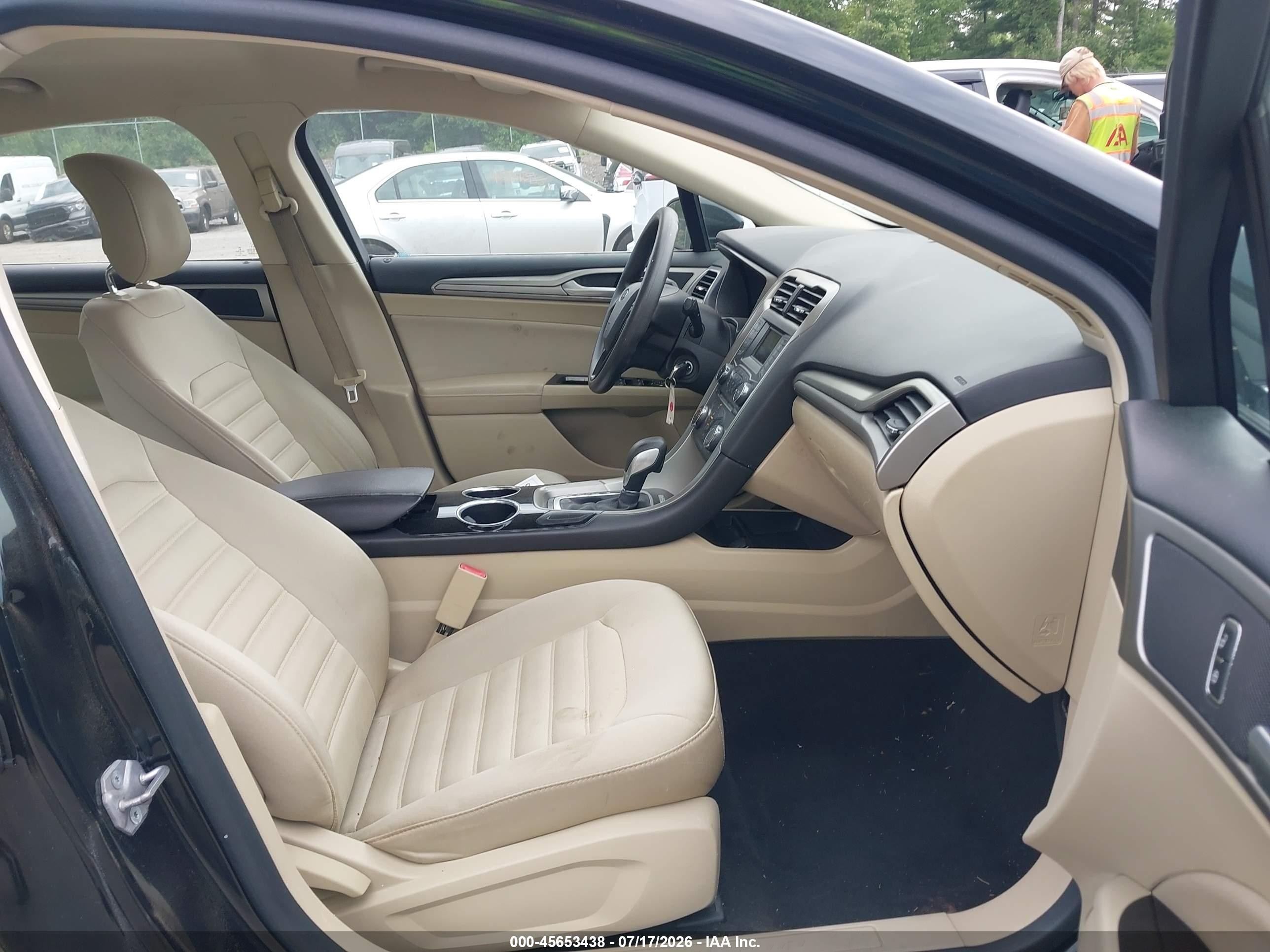 2014 Ford Fusion Se Черный vin: 3FA6P0H76ER125086