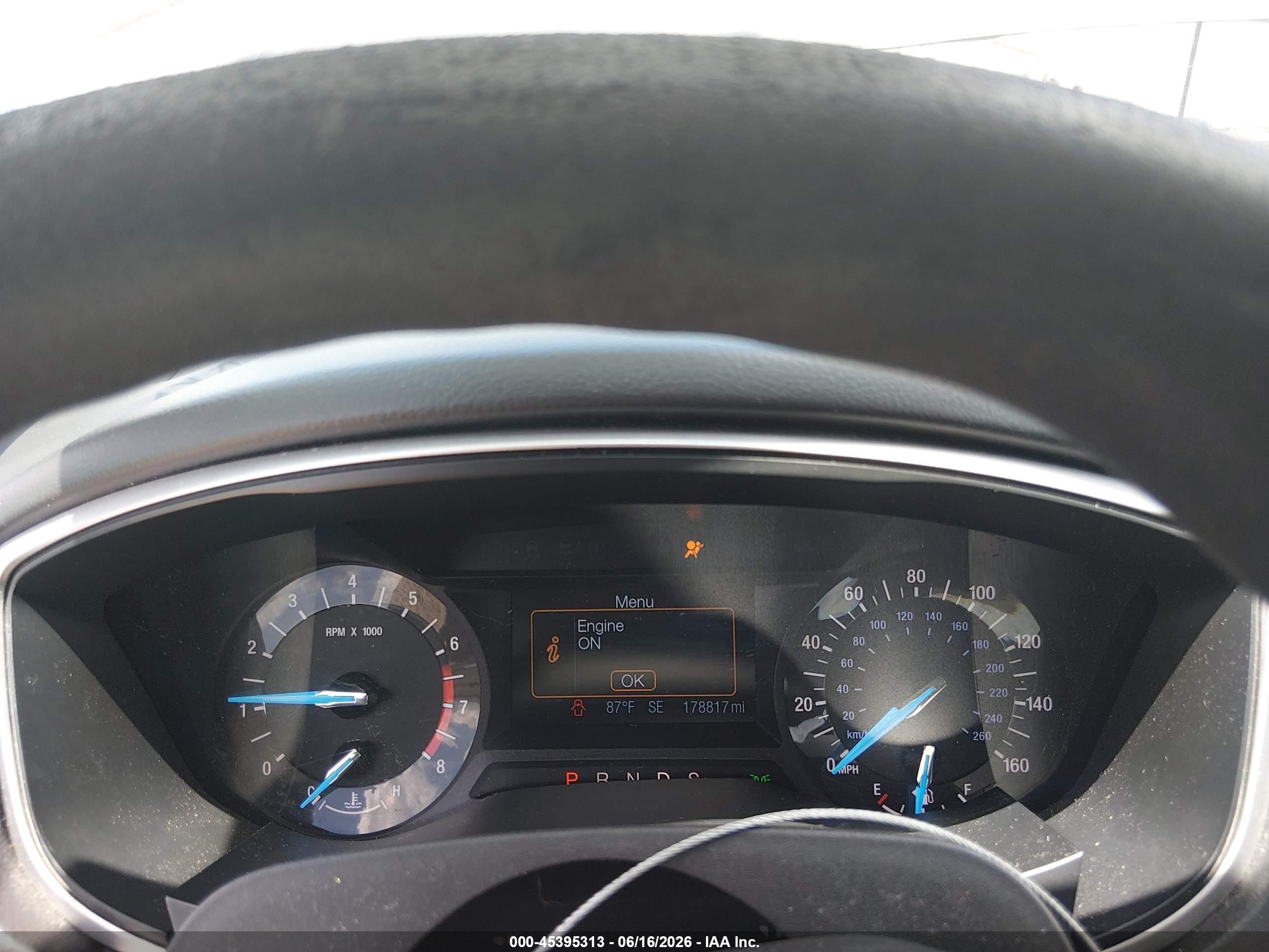 2014 Ford Fusion Se Серый vin: 3FA6P0H76ER204399