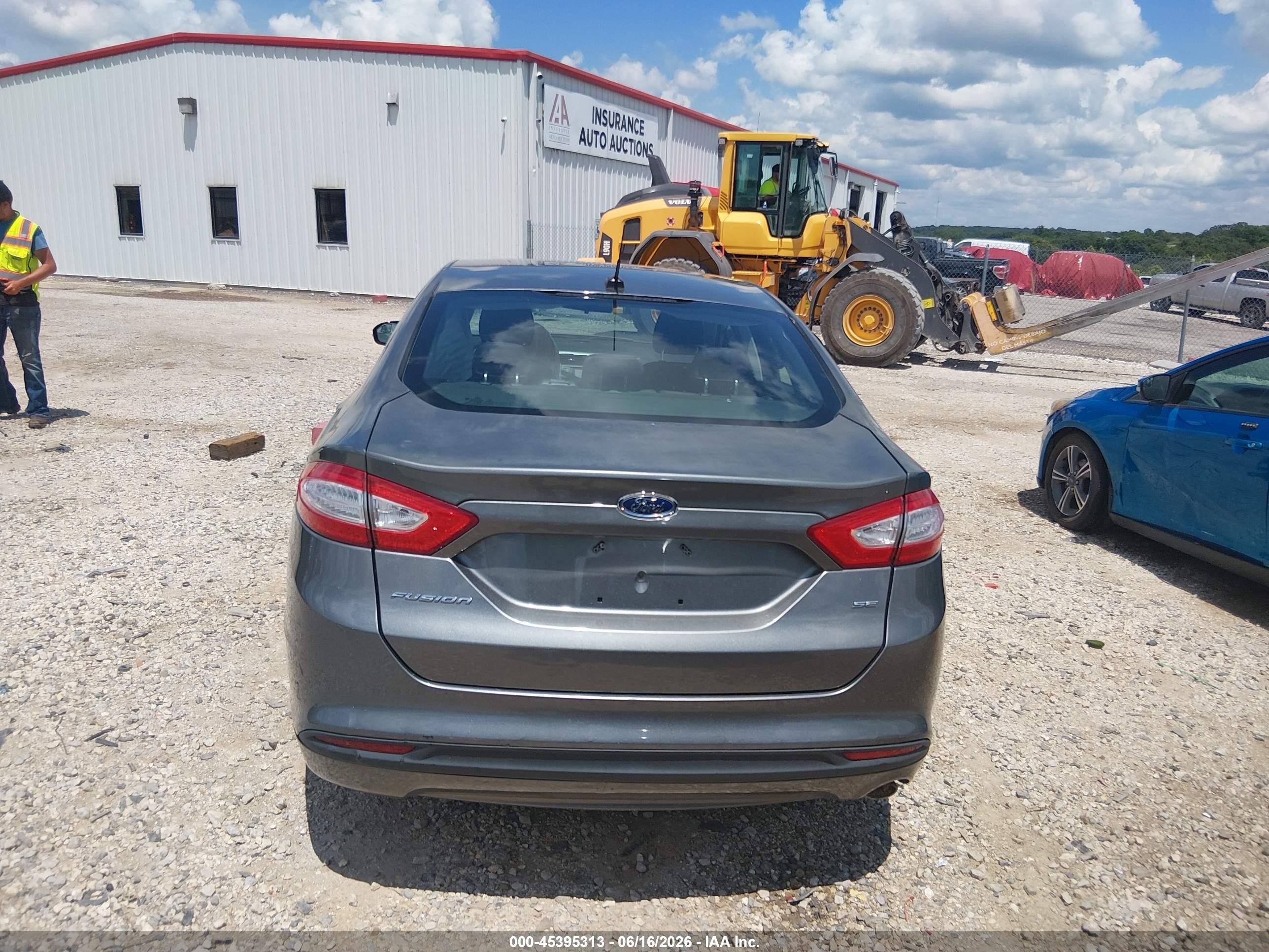2014 Ford Fusion Se Серый vin: 3FA6P0H76ER204399