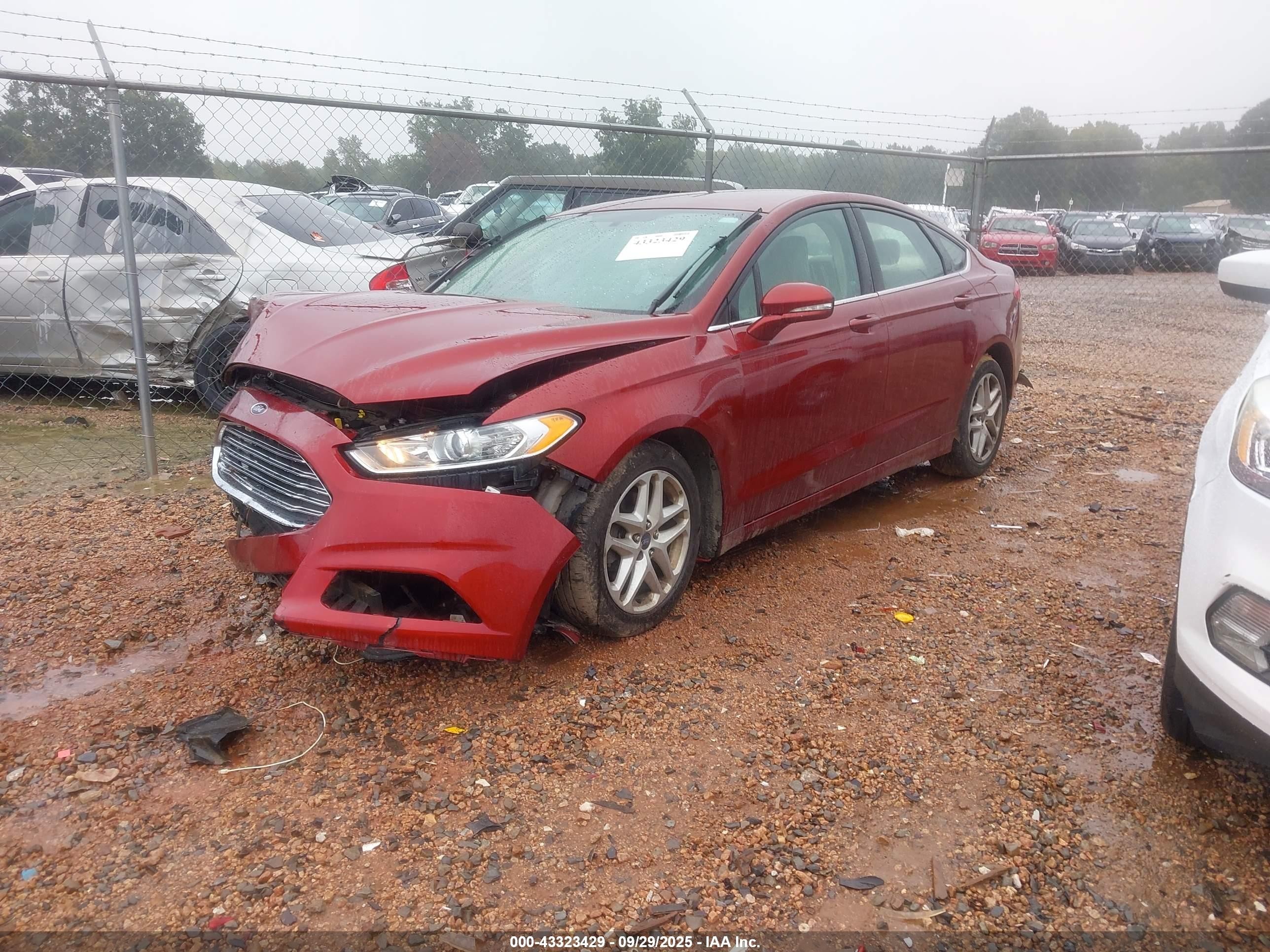 2014 Ford Fusion Se Red vin: 3FA6P0H76ER265137