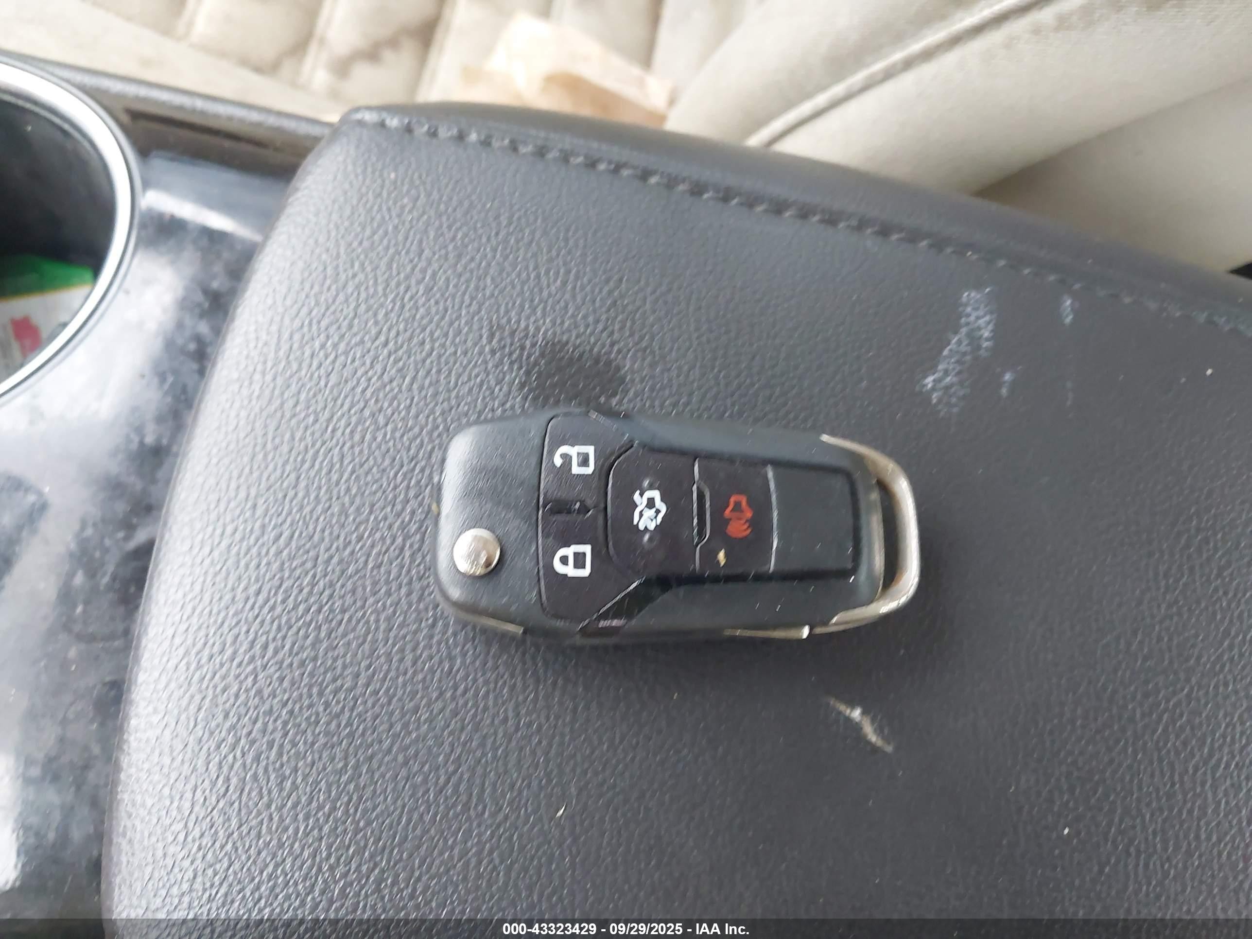 2014 Ford Fusion Se Red vin: 3FA6P0H76ER265137