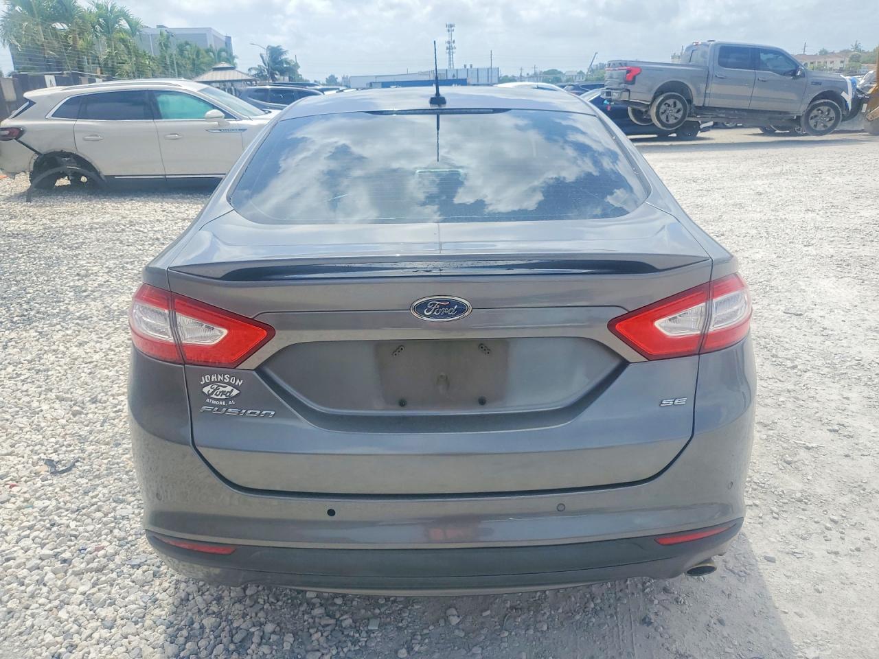 2014 Ford Fusion Se Серый vin: 3FA6P0H76ER375847