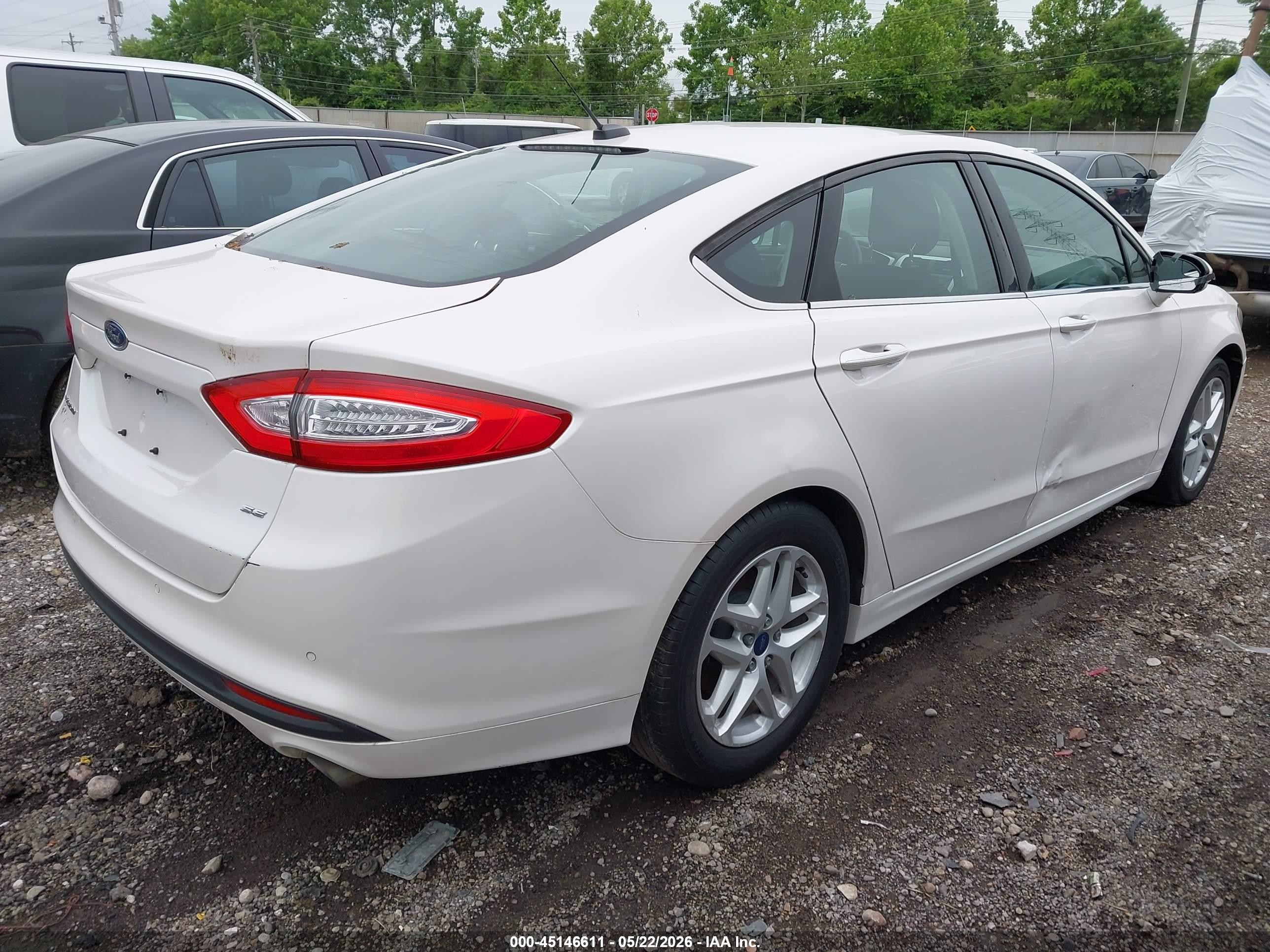 2014 Ford Fusion Se White vin: 3FA6P0H76ER375914
