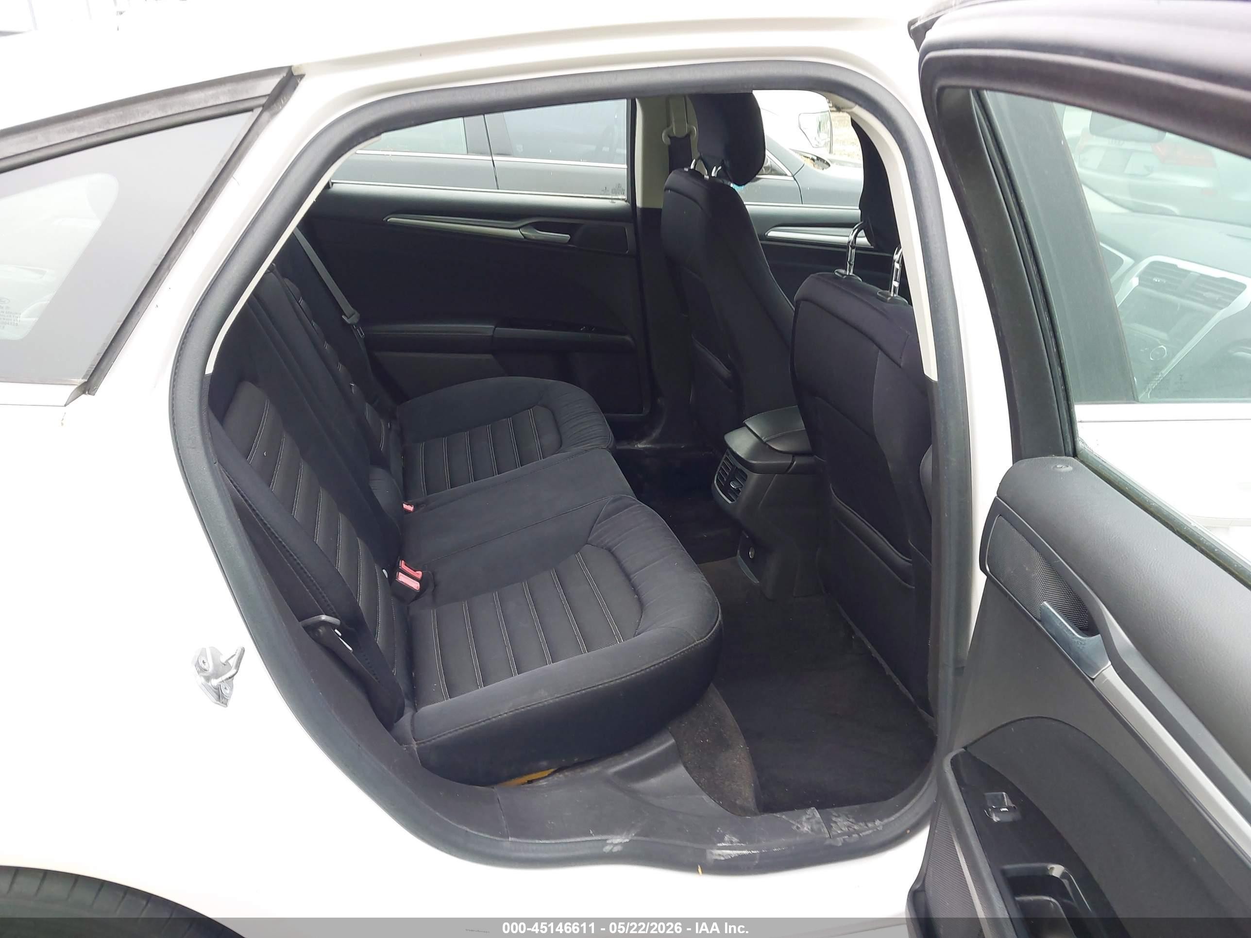 2014 Ford Fusion Se White vin: 3FA6P0H76ER375914