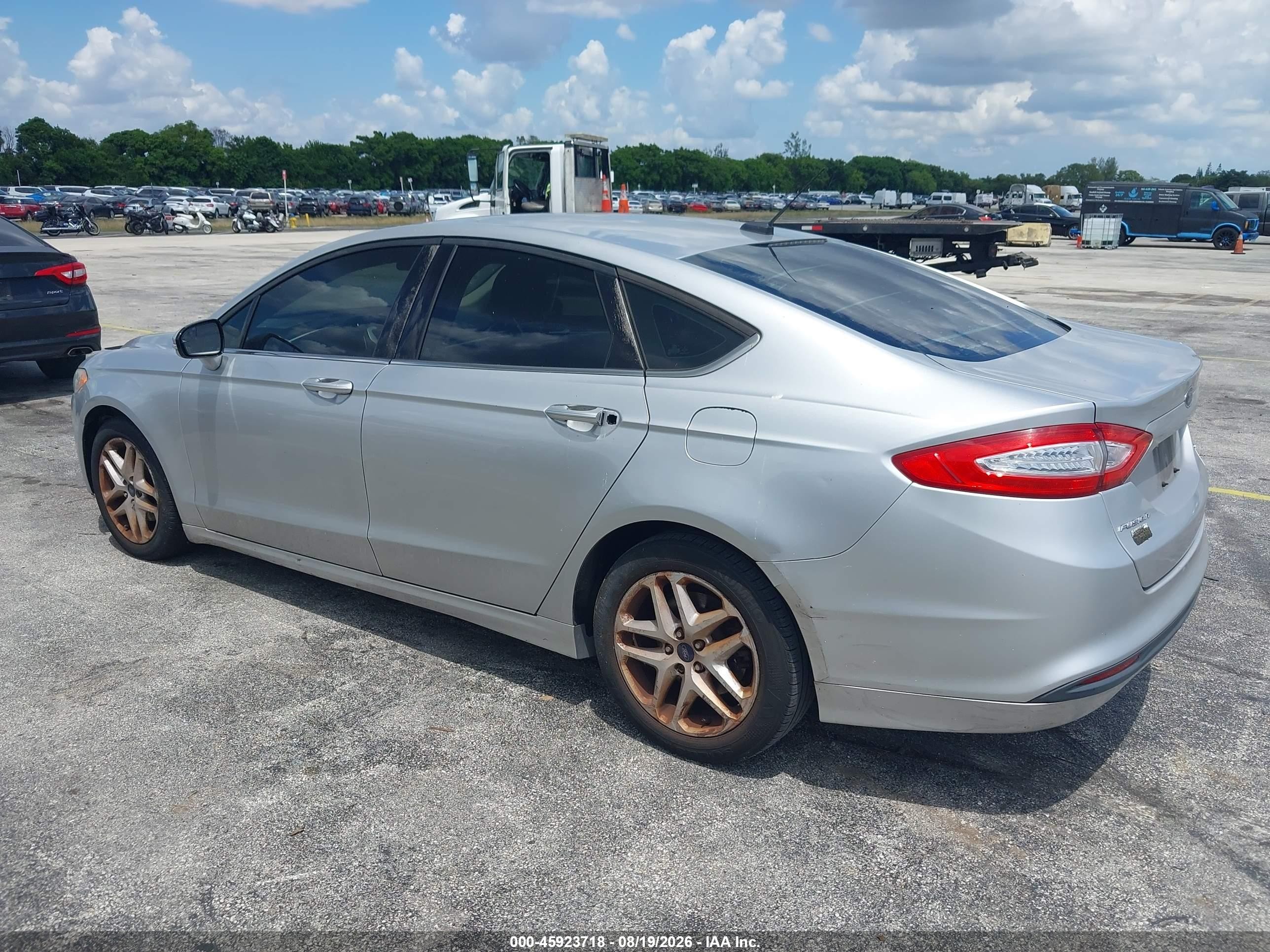 2014 Ford Fusion Se Silver vin: 3FA6P0H76ER386752