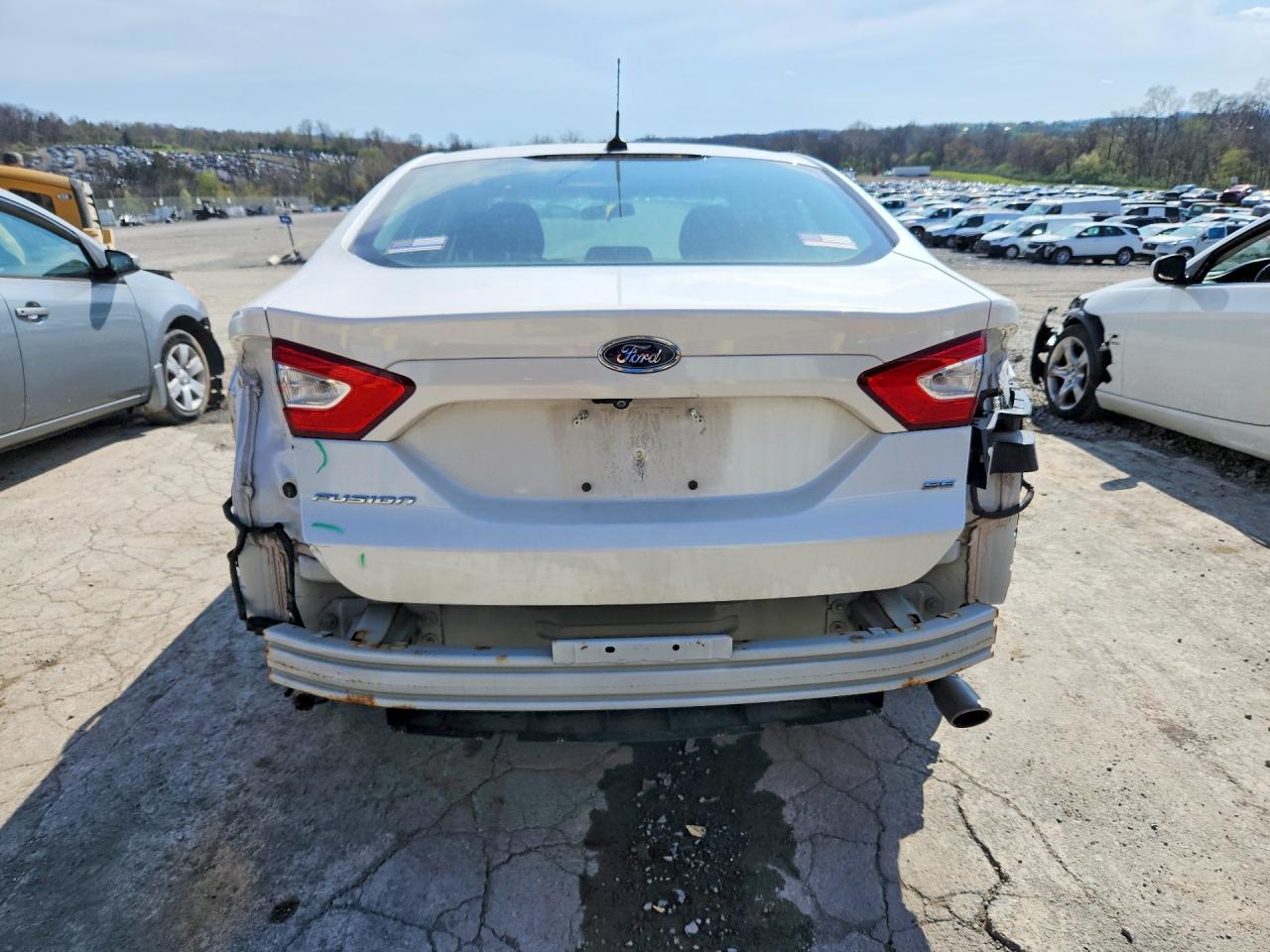 2015 Ford Fusion Se White vin: 3FA6P0H76FR122500