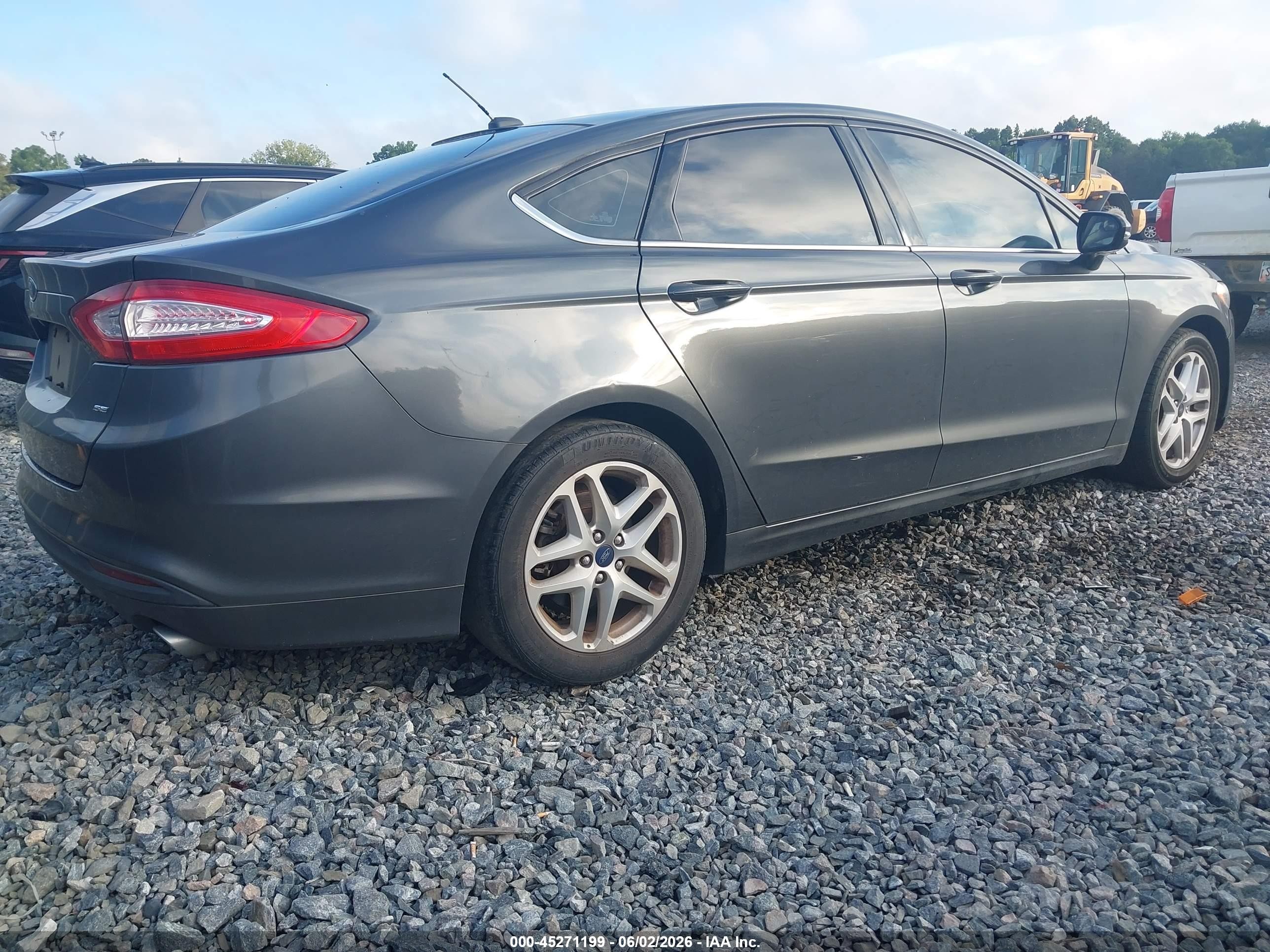 2015 Ford Fusion Se Серый vin: 3FA6P0H76FR162009