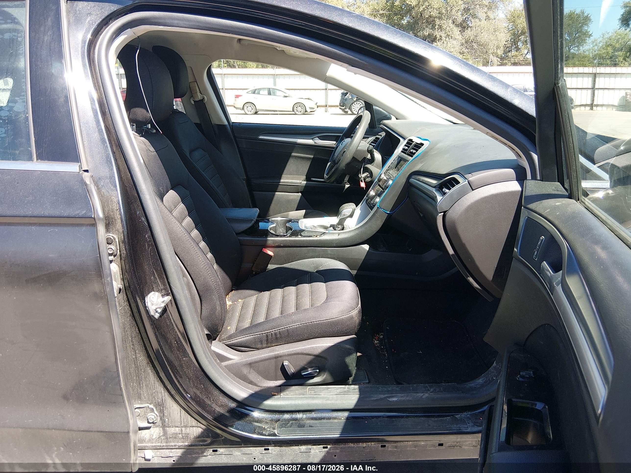 2015 Ford Fusion Se Черный vin: 3FA6P0H76FR168375