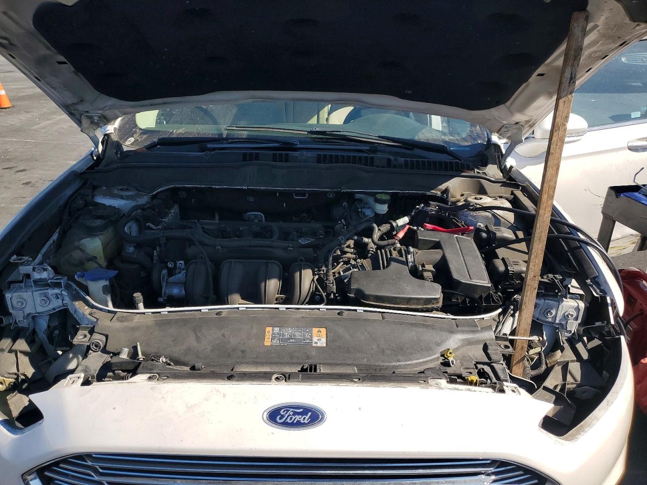 2015 Ford Fusion Se White vin: 3FA6P0H76FR195771