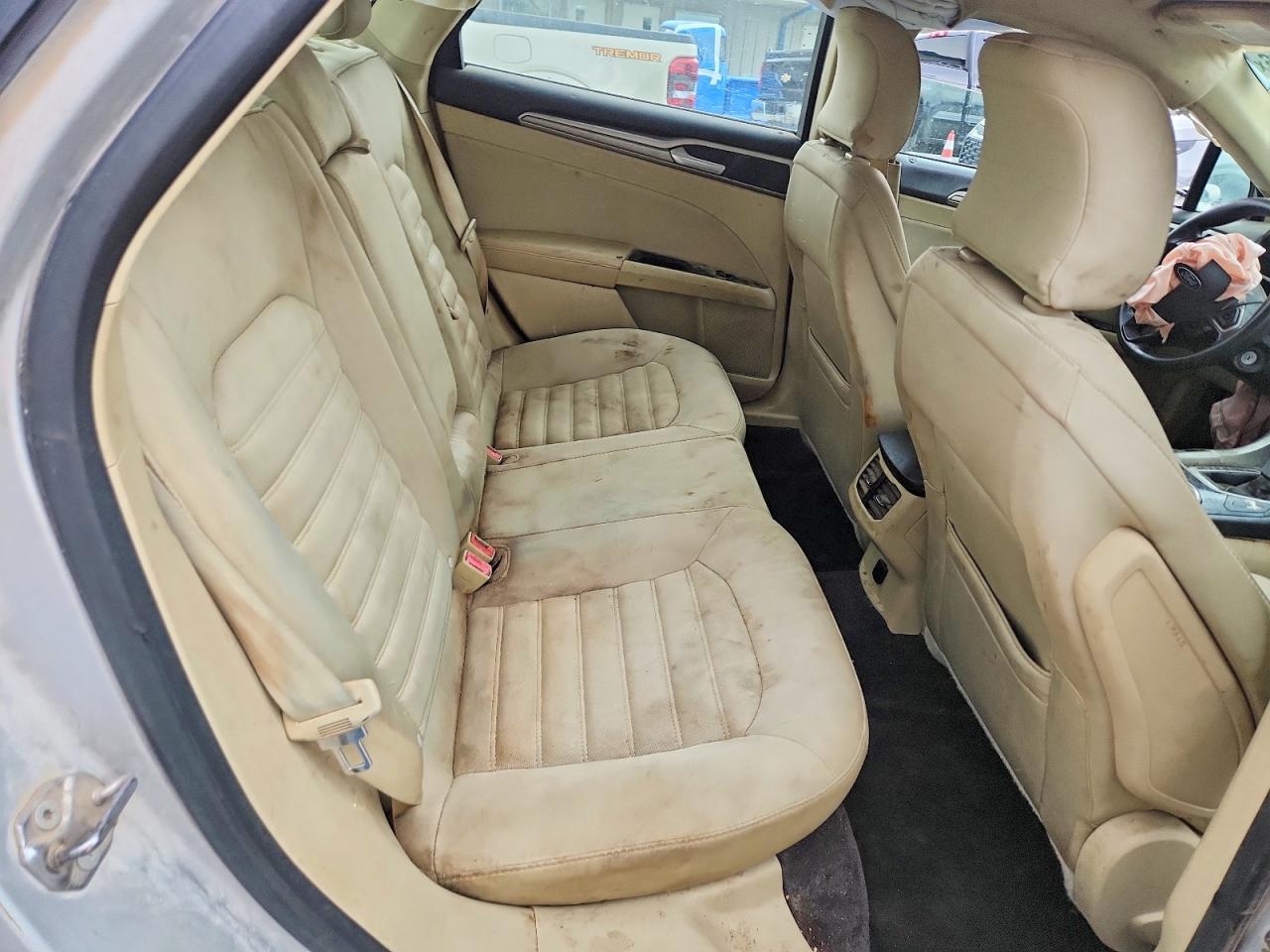 2015 Ford Fusion Se Silver vin: 3FA6P0H76FR228168