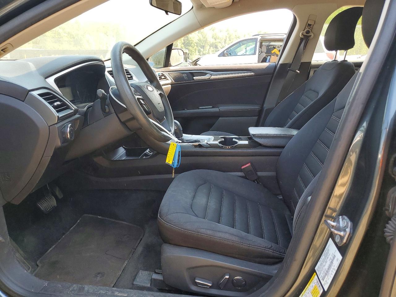 2015 Ford Fusion Se Черный vin: 3FA6P0H76FR273319