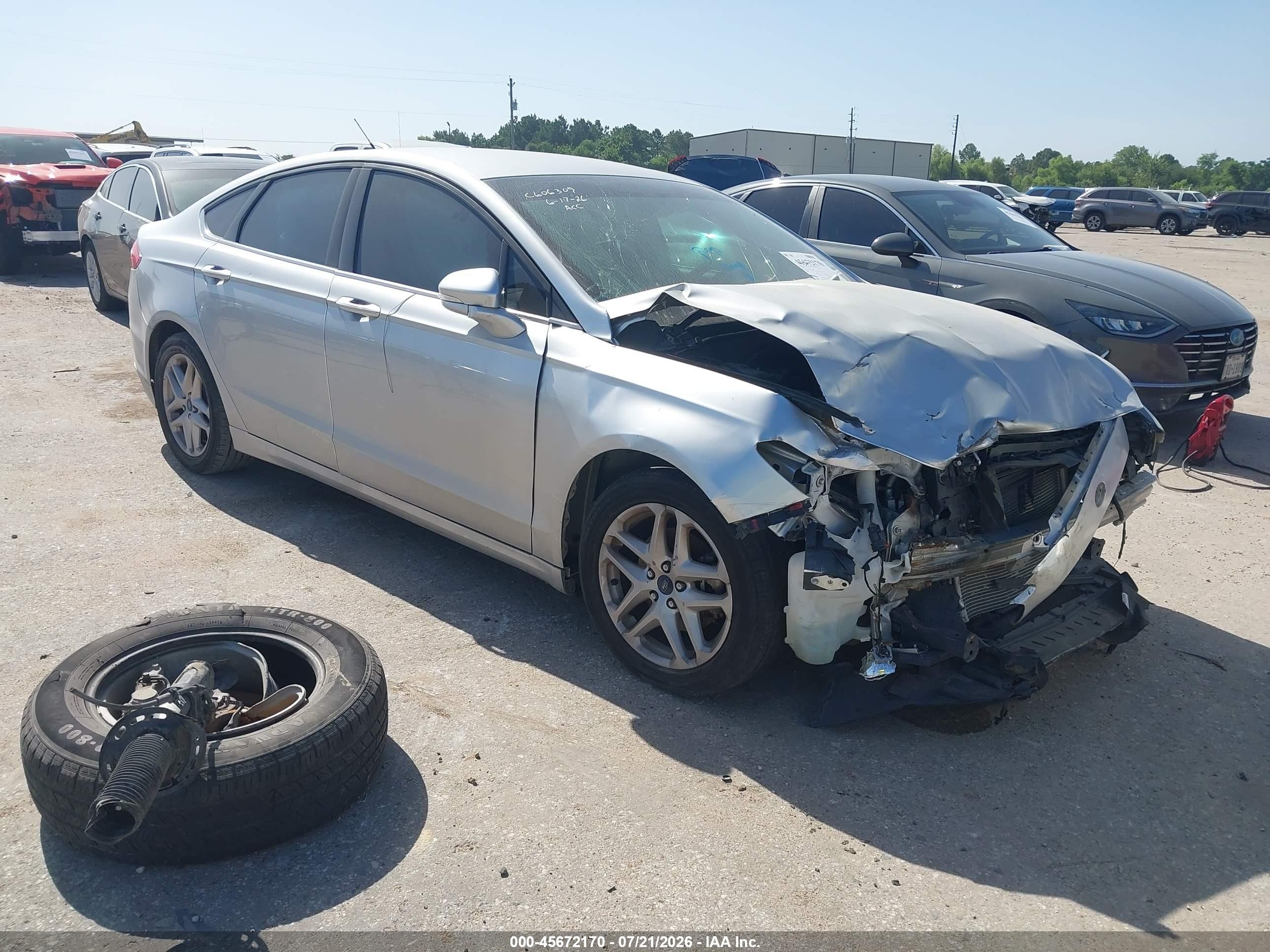 2015 Ford Fusion Se Серебряный vin: 3FA6P0H76FR278732