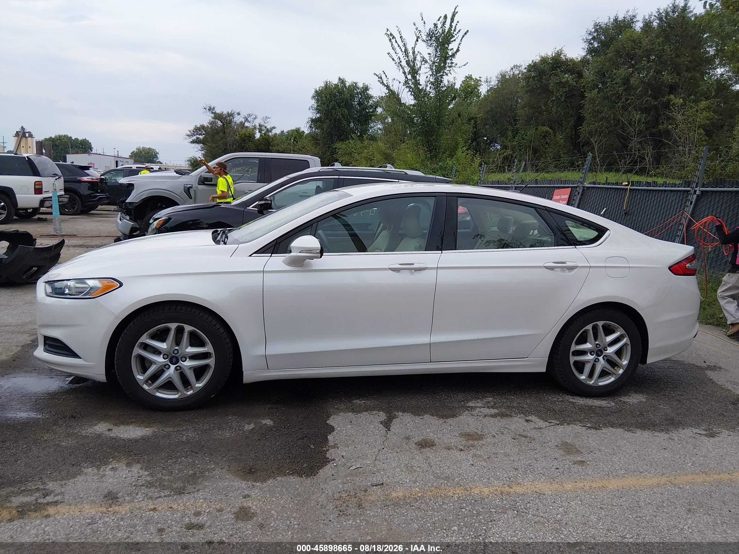 2015 Ford Fusion Se White vin: 3FA6P0H76FR293411