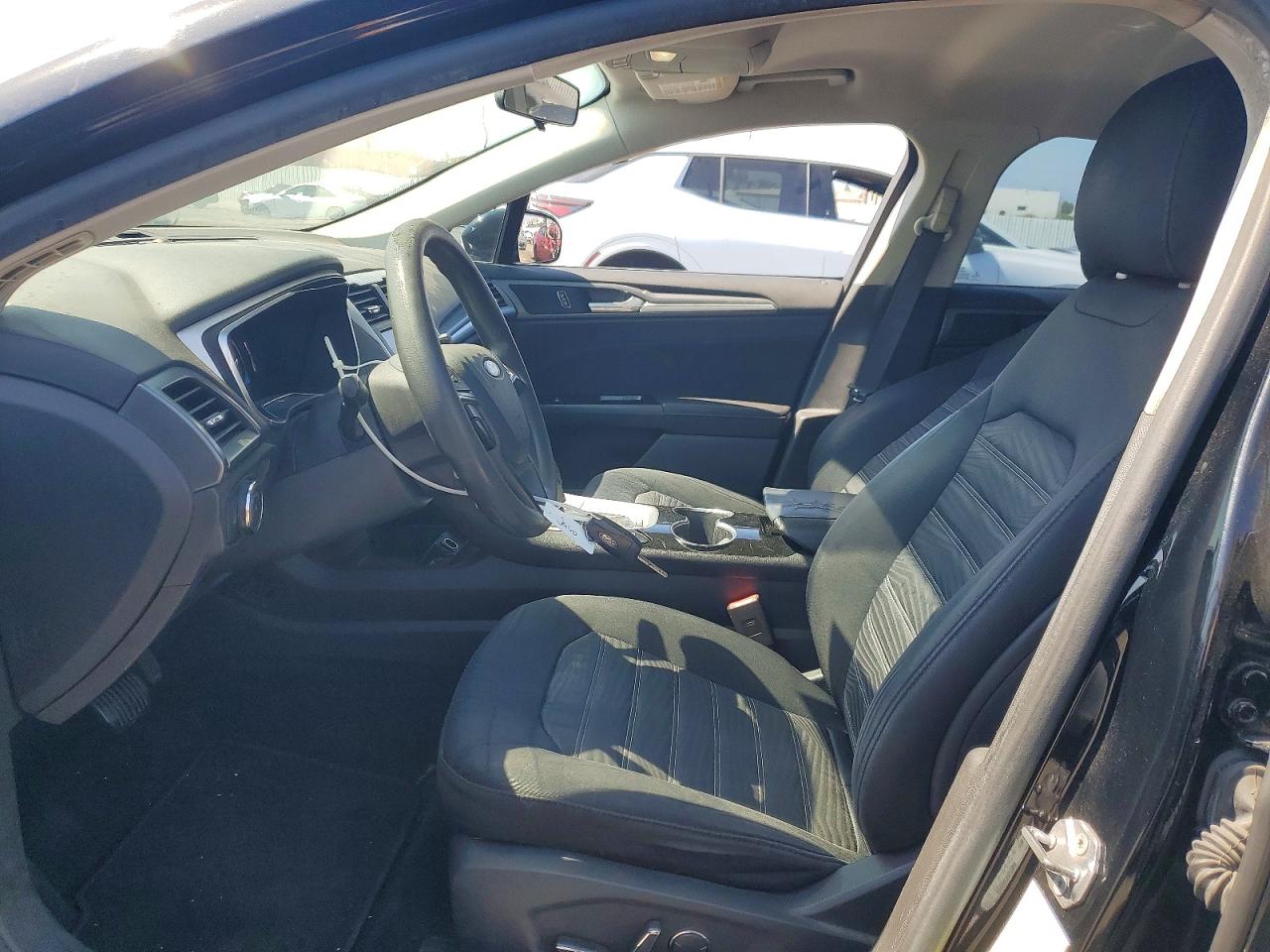 2016 Ford Fusion Se Black vin: 3FA6P0H76GR246848