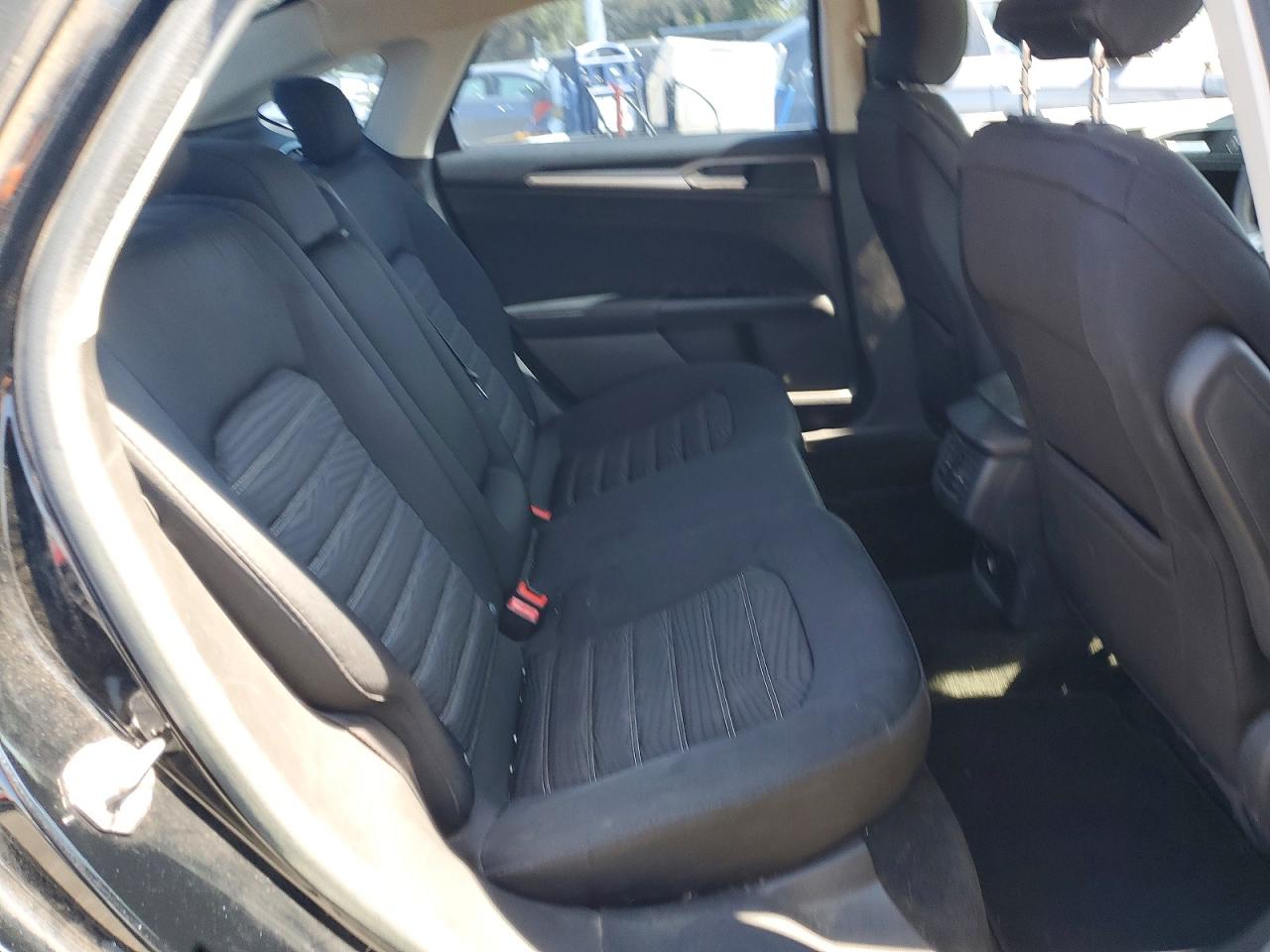 2016 Ford Fusion Se Black vin: 3FA6P0H76GR246848