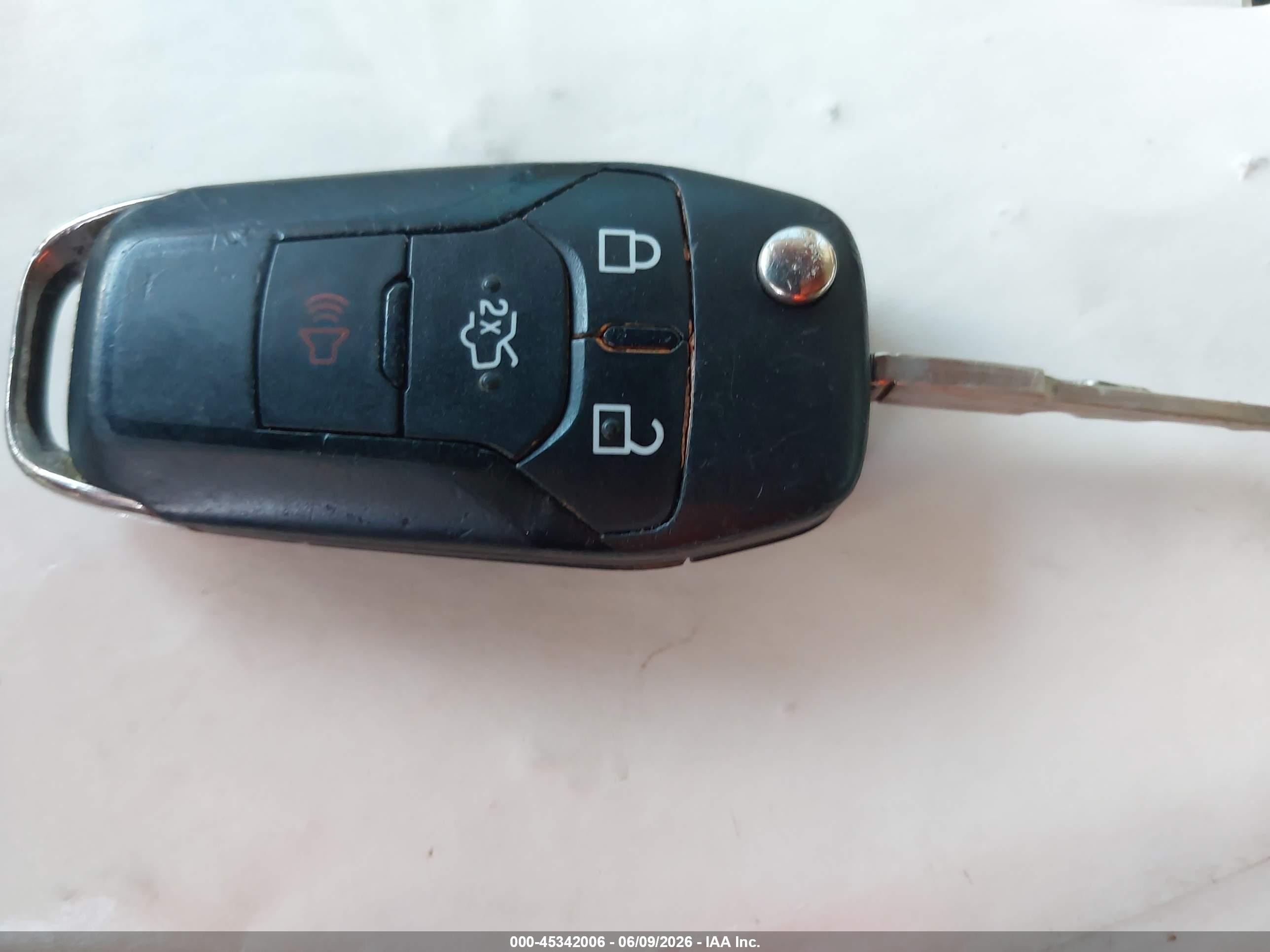 2016 Ford Fusion Se Белый vin: 3FA6P0H76GR328952