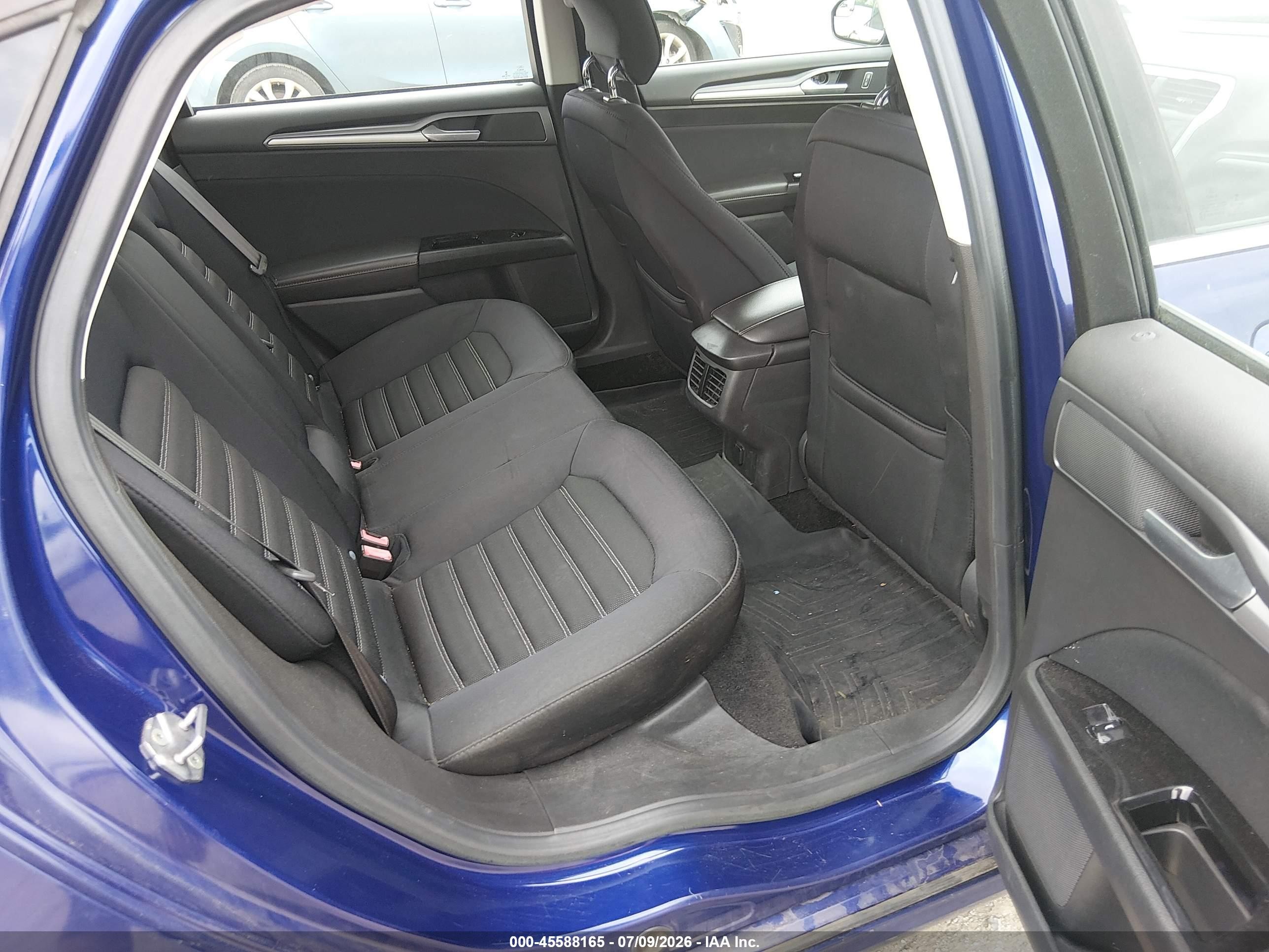2013 Ford Fusion Se Blue vin: 3FA6P0H77DR130098