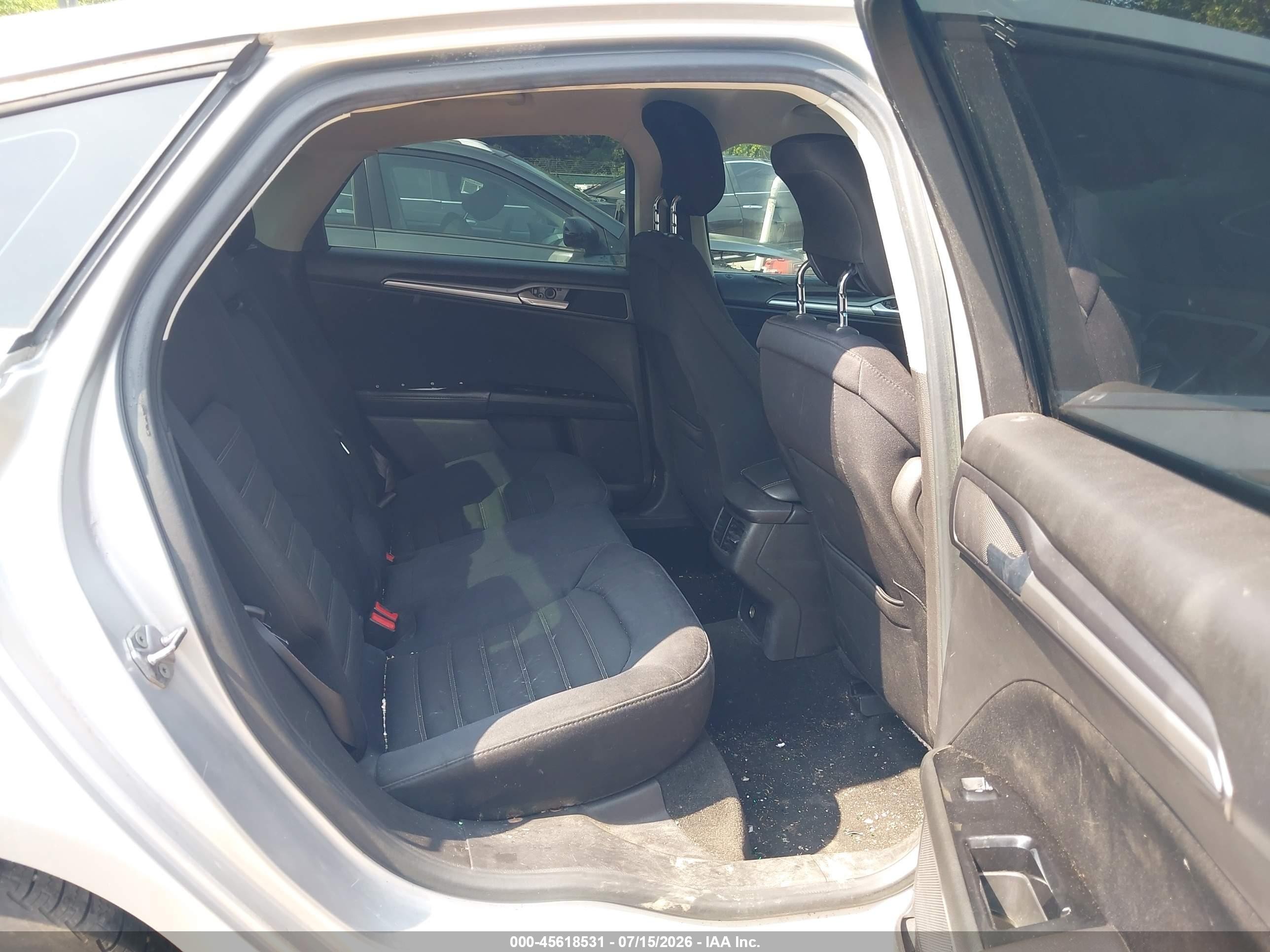 2013 Ford Fusion Se Silver vin: 3FA6P0H77DR131882