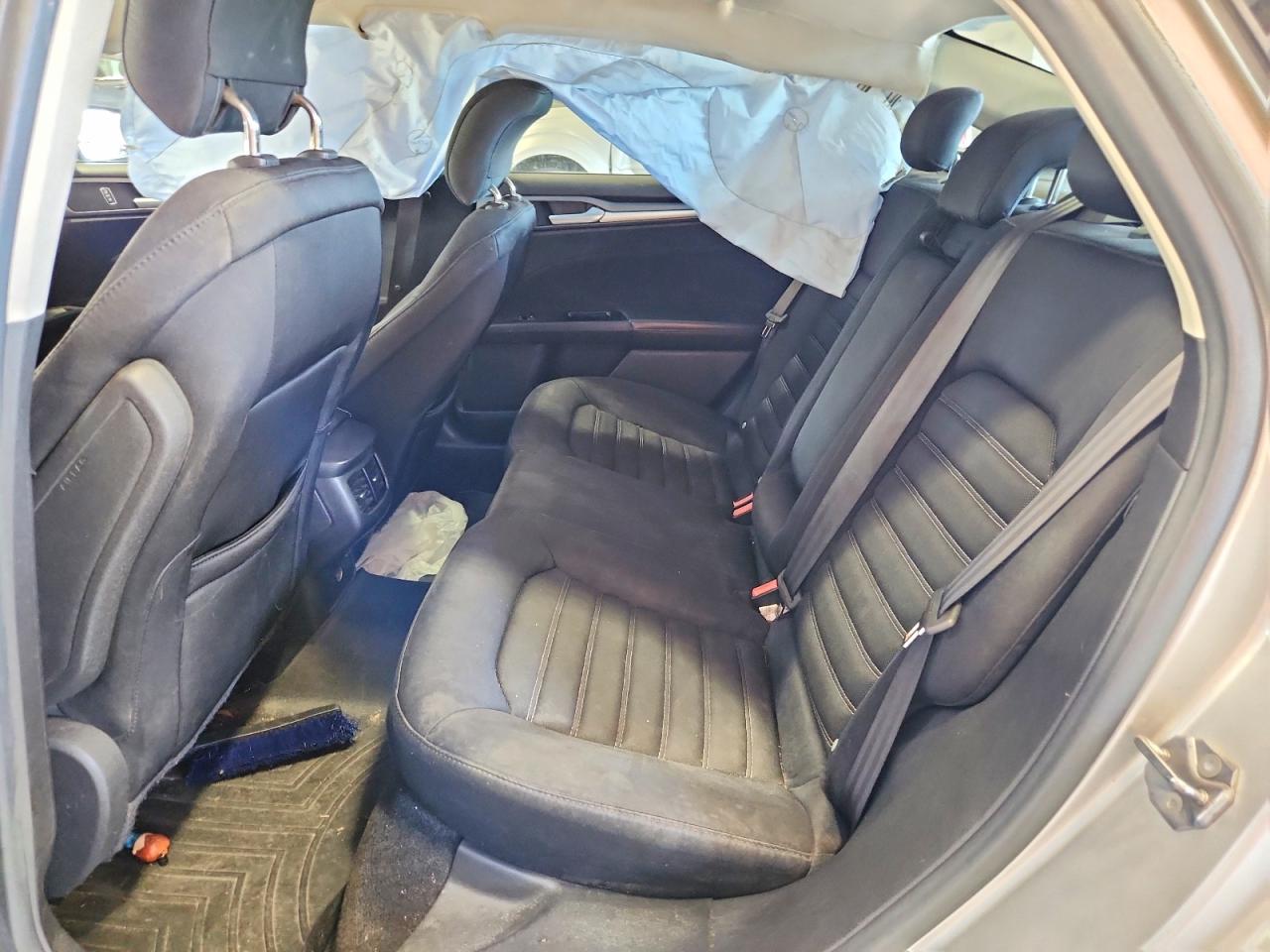 2013 Ford Fusion Silver vin: 3FA6P0H77DR185635