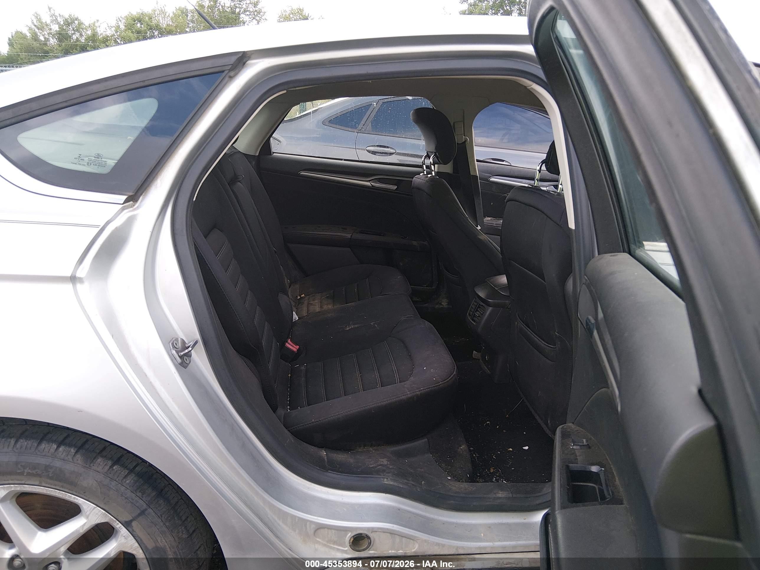 2013 Ford Fusion Se Silver vin: 3FA6P0H77DR185666