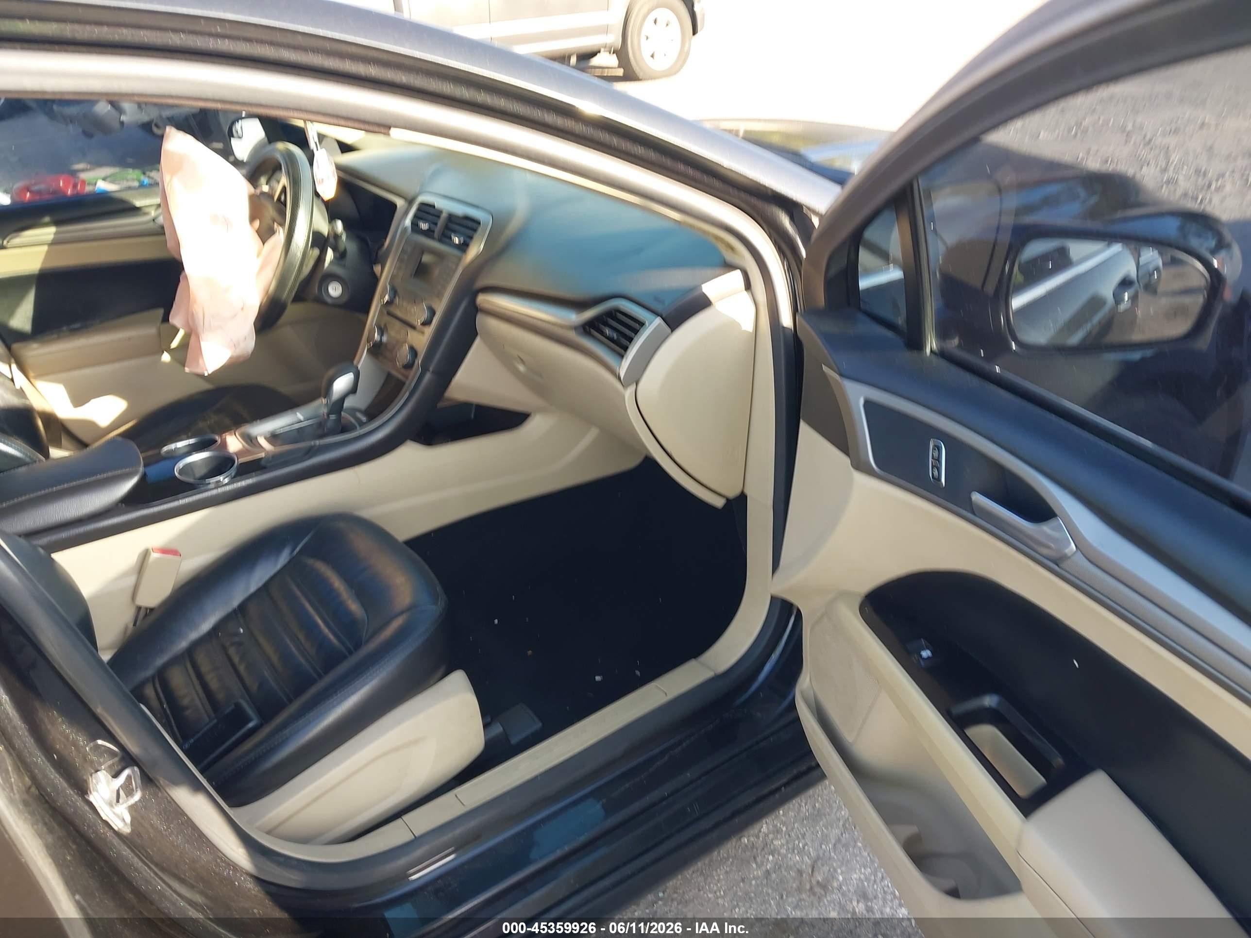 2013 Ford Fusion Se Черный vin: 3FA6P0H77DR200327