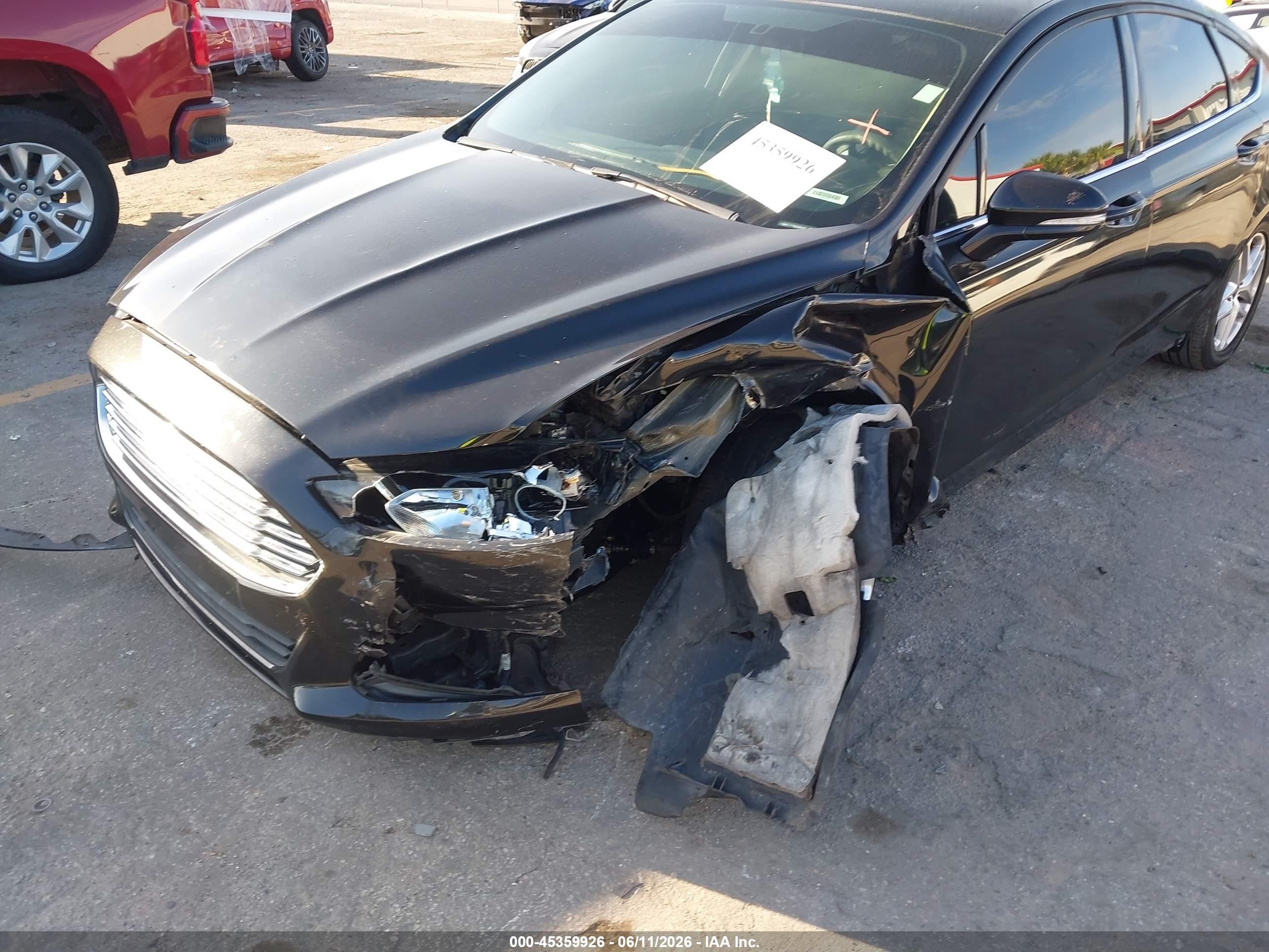 2013 Ford Fusion Se Черный vin: 3FA6P0H77DR200327