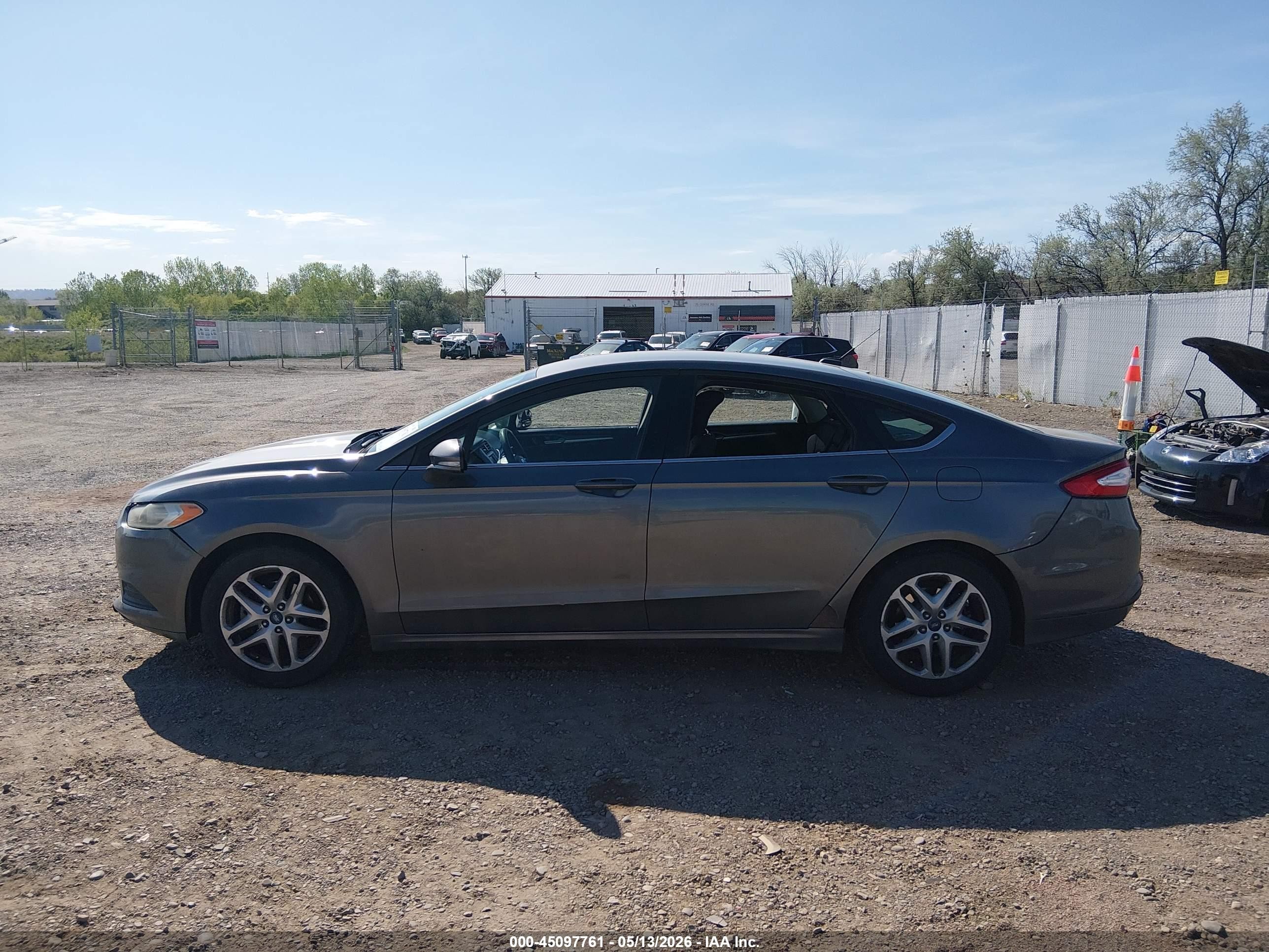 2013 Ford Fusion Se Gray vin: 3FA6P0H77DR248443