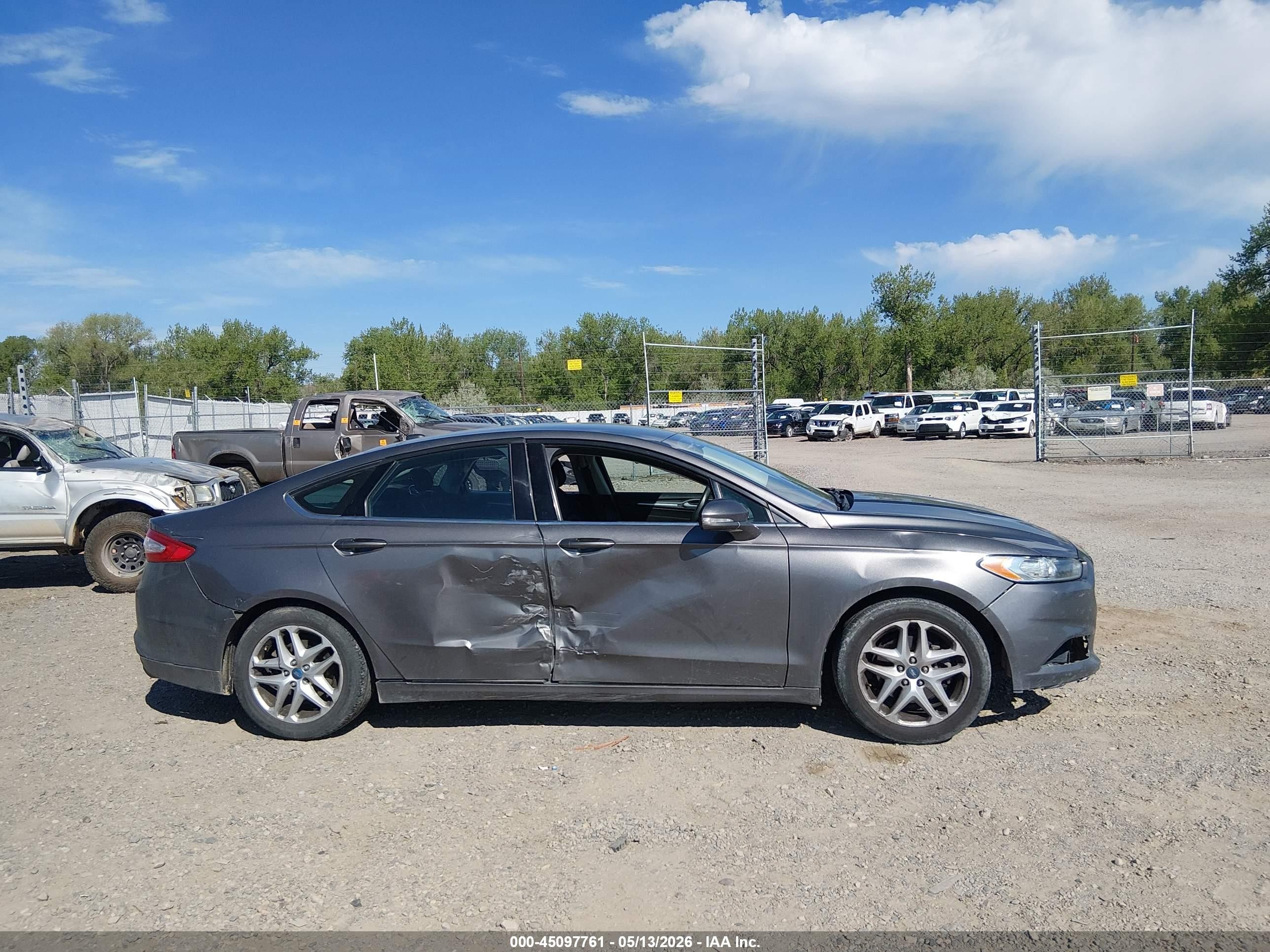 2013 Ford Fusion Se Gray vin: 3FA6P0H77DR248443