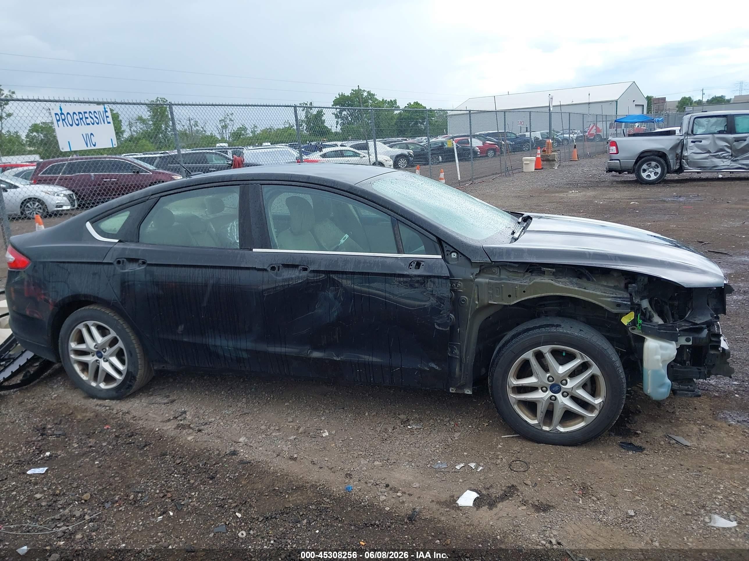 2013 Ford Fusion Se Черный vin: 3FA6P0H77DR278316