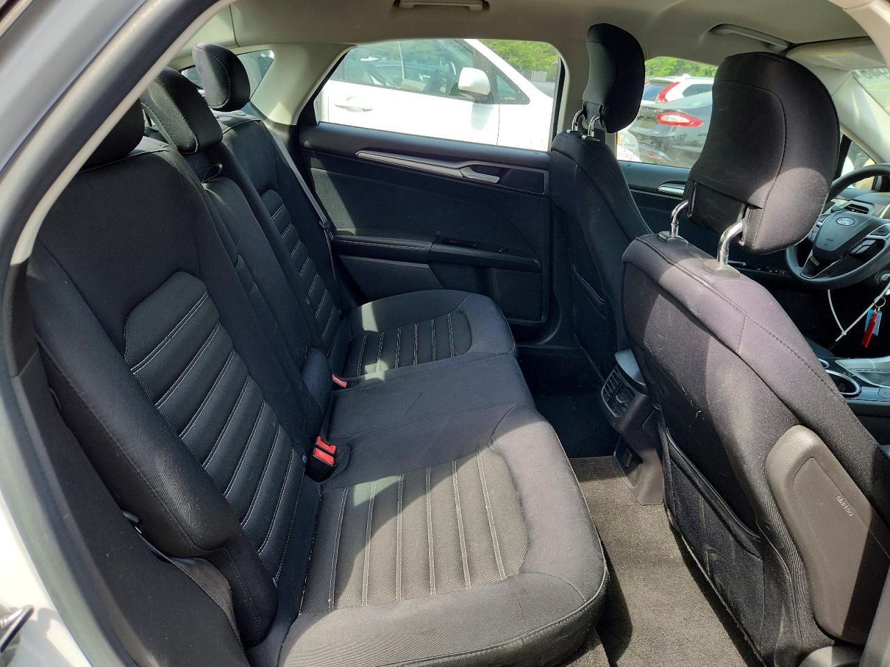 2013 Ford Fusion Se White vin: 3FA6P0H77DR376309