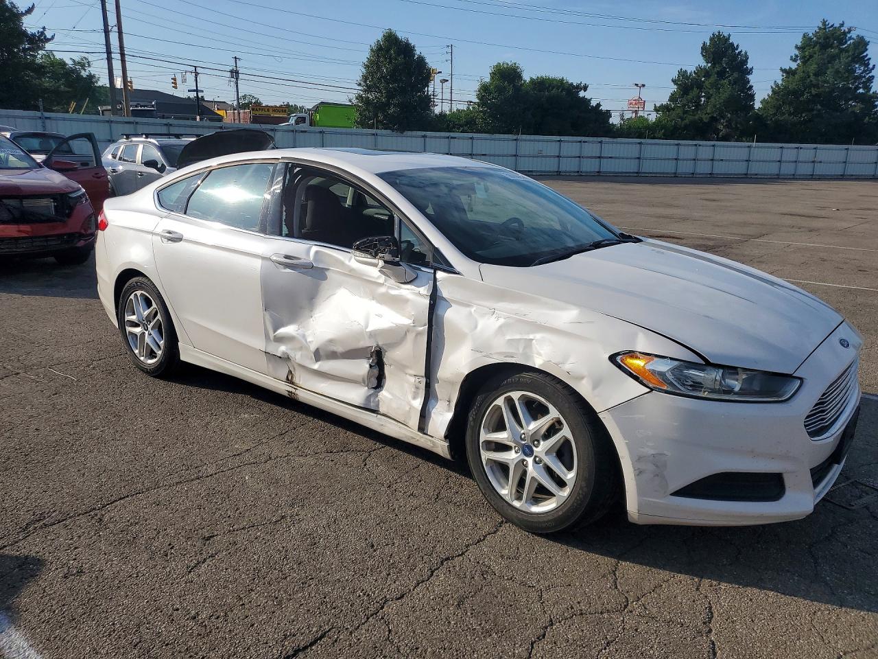 2014 Ford Fusion Se White vin: 3FA6P0H77ER151924