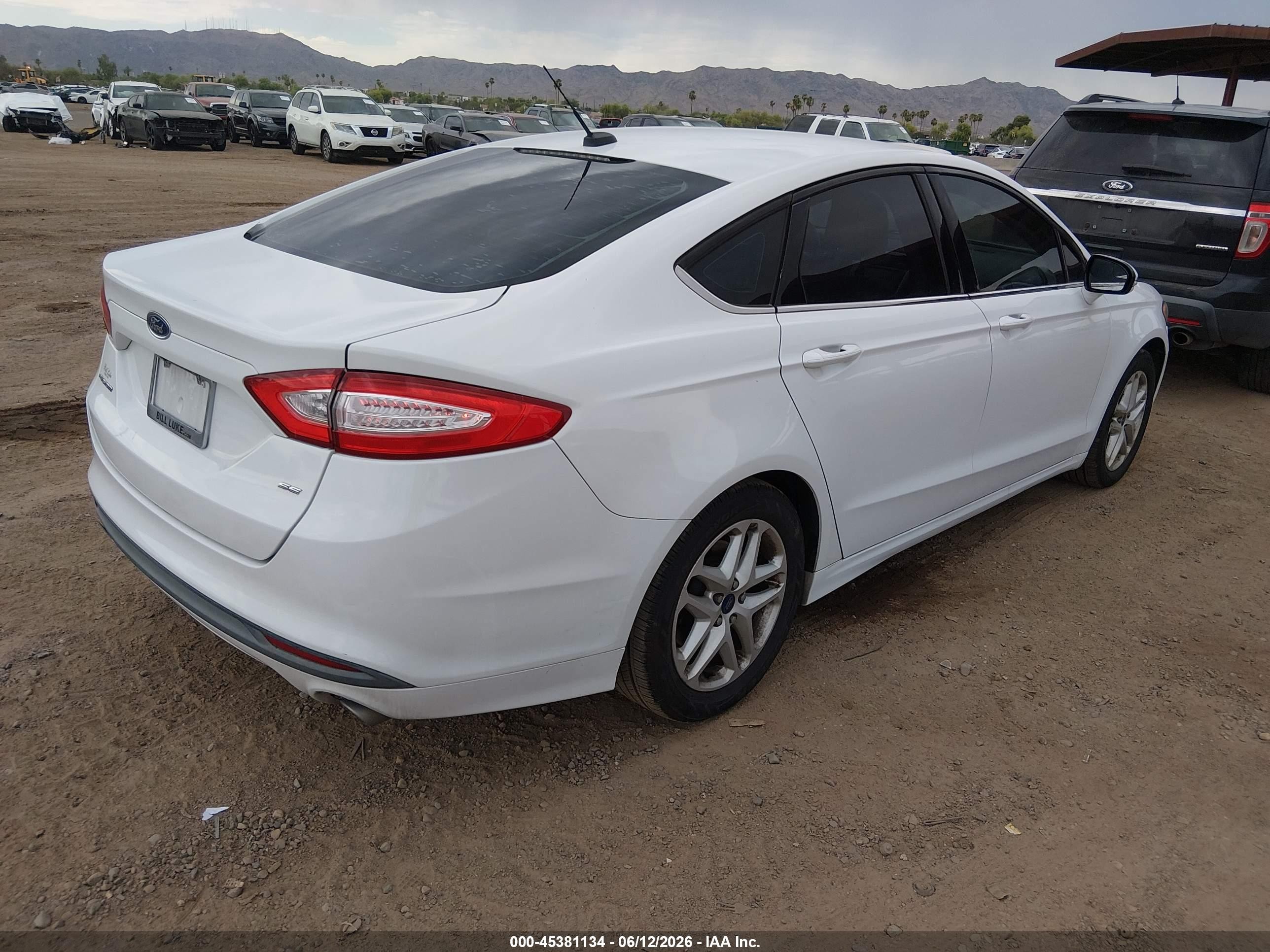 2014 Ford Fusion Se White vin: 3FA6P0H77ER359088