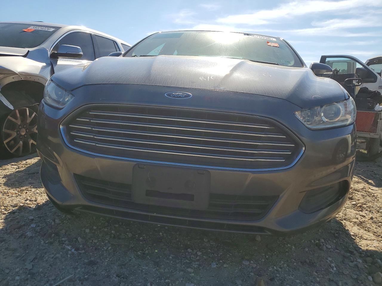 2015 Ford Fusion S Gray vin: 3FA6P0H77FR104264