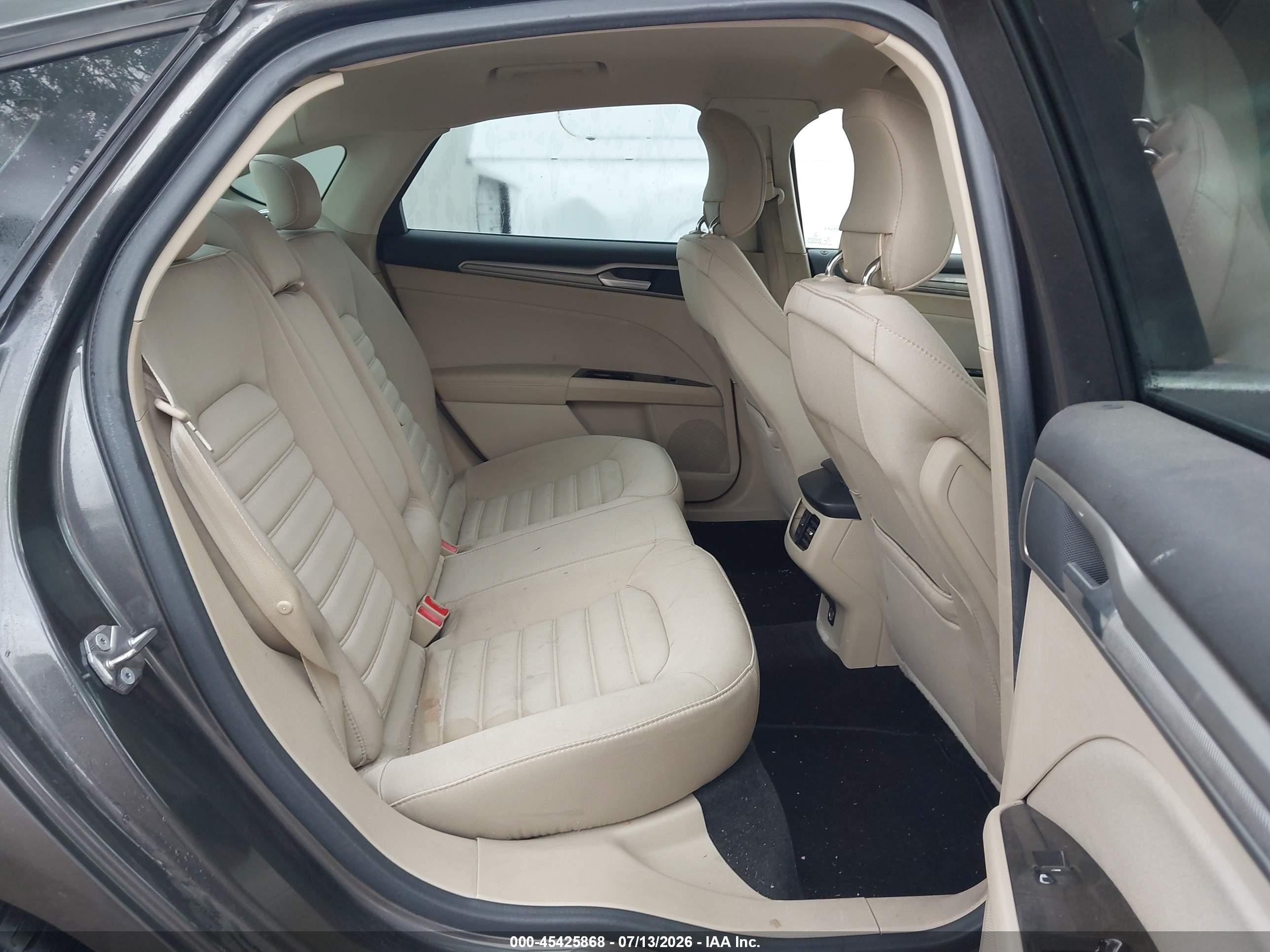 2015 Ford Fusion Se Gray vin: 3FA6P0H77FR128421