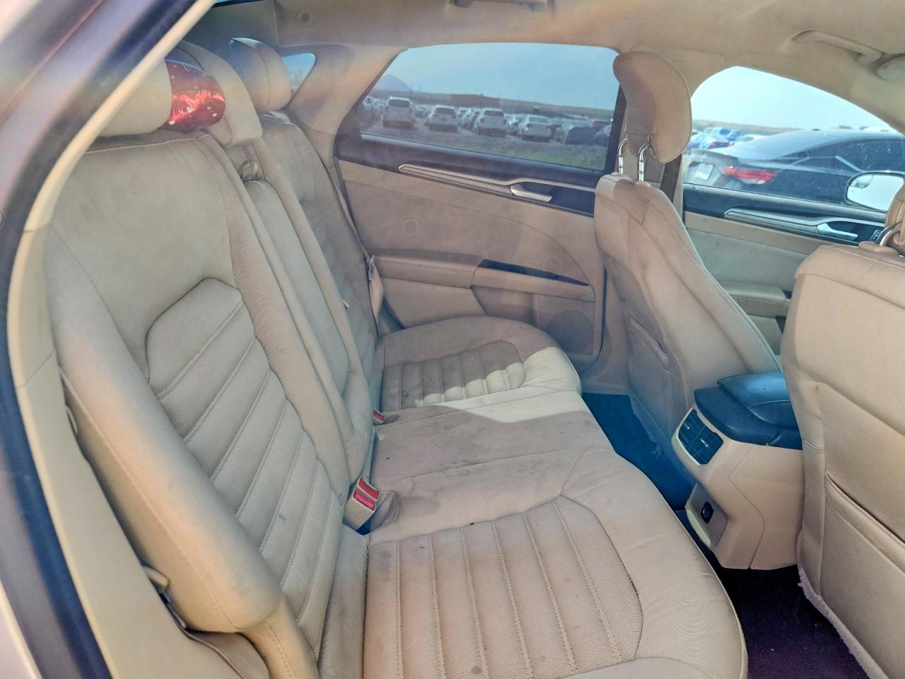 2015 Ford Fusion Se Silver vin: 3FA6P0H77FR132257