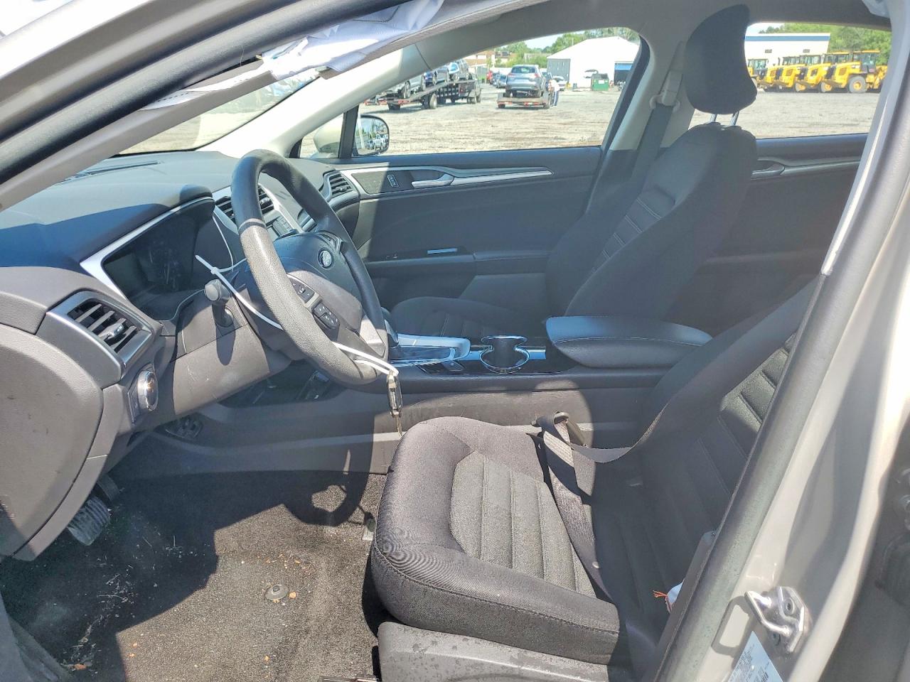 2015 Ford Fusion Se Beige vin: 3FA6P0H77FR188408