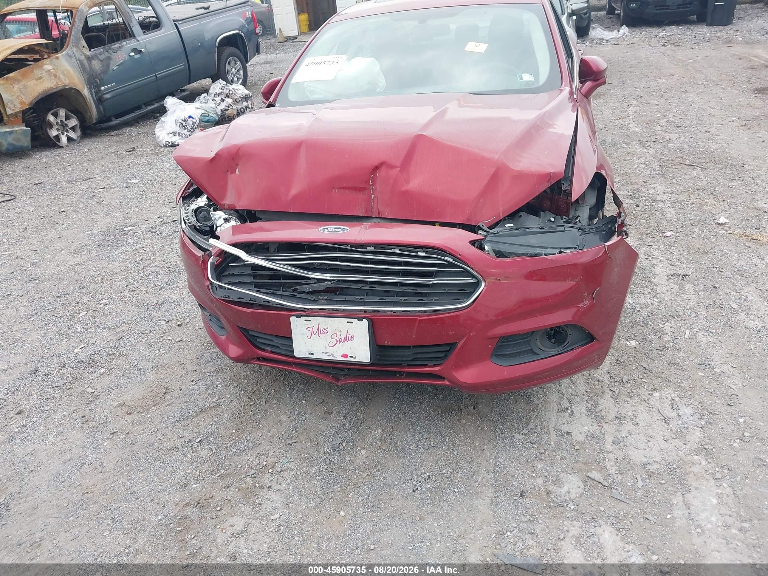 2015 Ford Fusion Se Красный vin: 3FA6P0H77FR190630