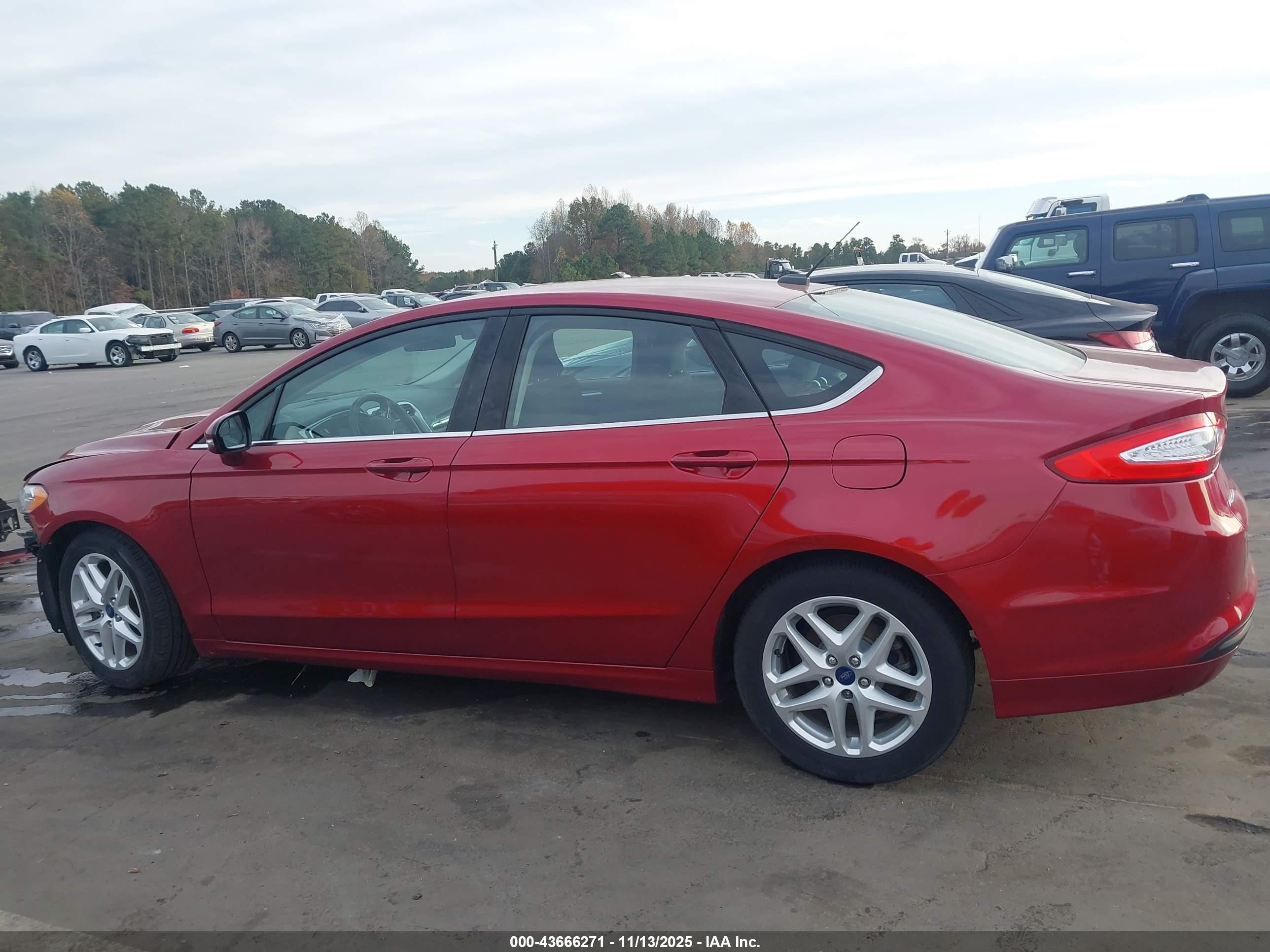 2015 Ford Fusion Se Red vin: 3FA6P0H77FR231225