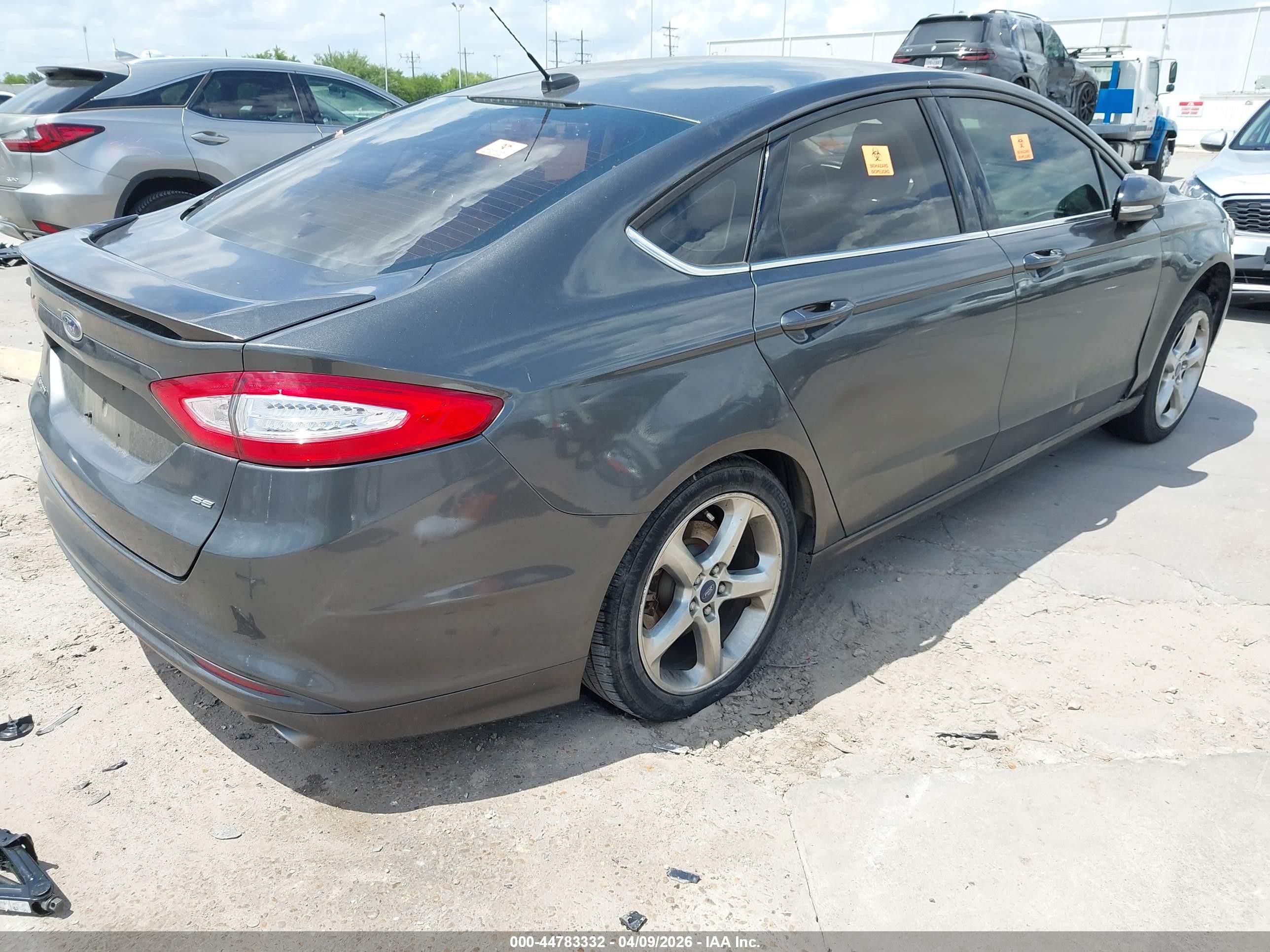 2015 Ford Fusion Se Серый vin: 3FA6P0H77FR263639