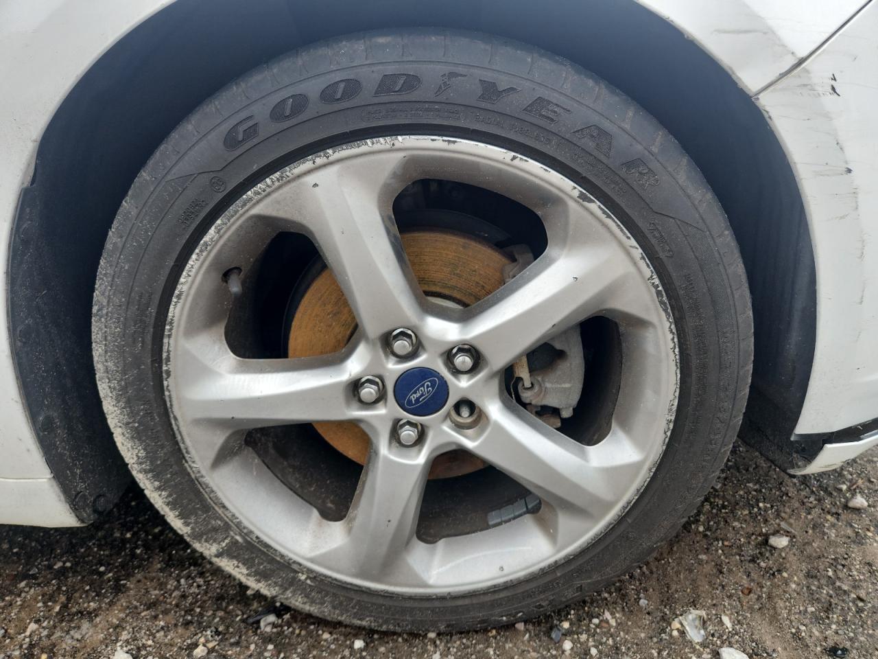 2015 Ford Fusion Se Белый vin: 3FA6P0H77FR291487 Damage: Right Front Wheel, Curb Rash, > 12 Inches
