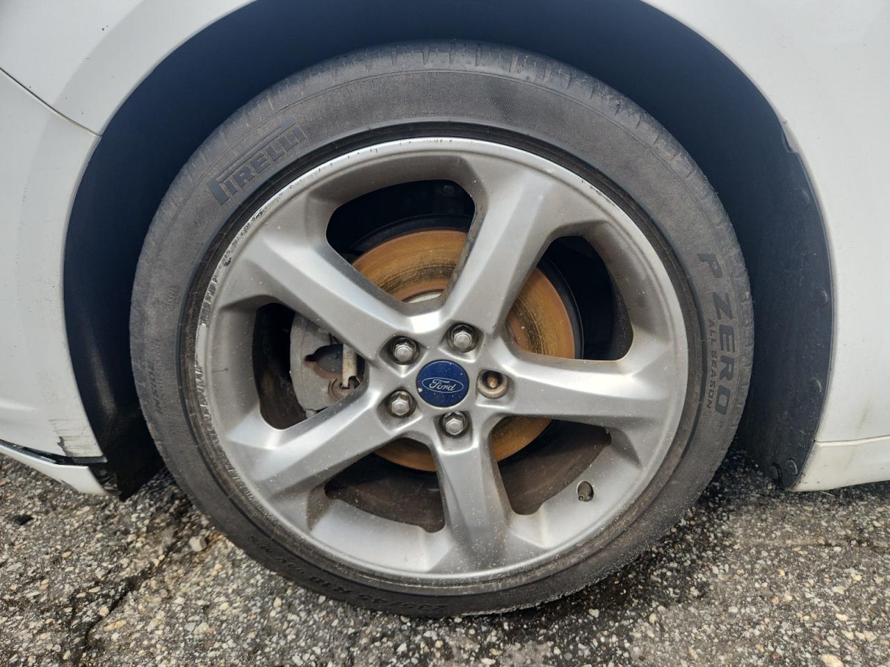2015 Ford Fusion Se Белый vin: 3FA6P0H77FR291487 Damage: Left Front Wheel, Curb Rash, > 12 Inches