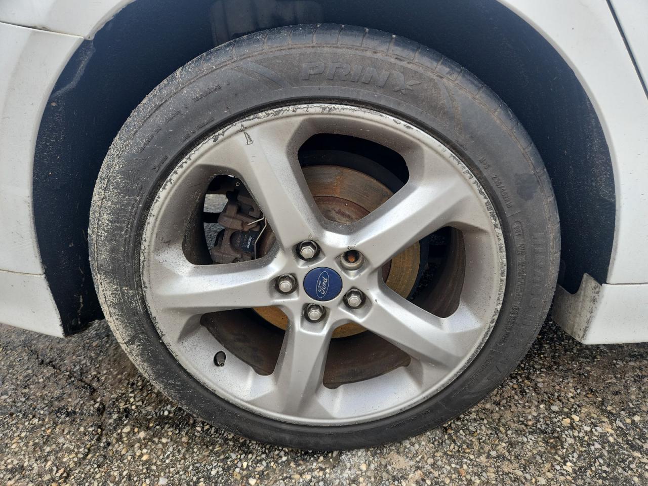 2015 Ford Fusion Se Белый vin: 3FA6P0H77FR291487 Damage: Right Rear Wheel, Curb Rash, > 12 Inches