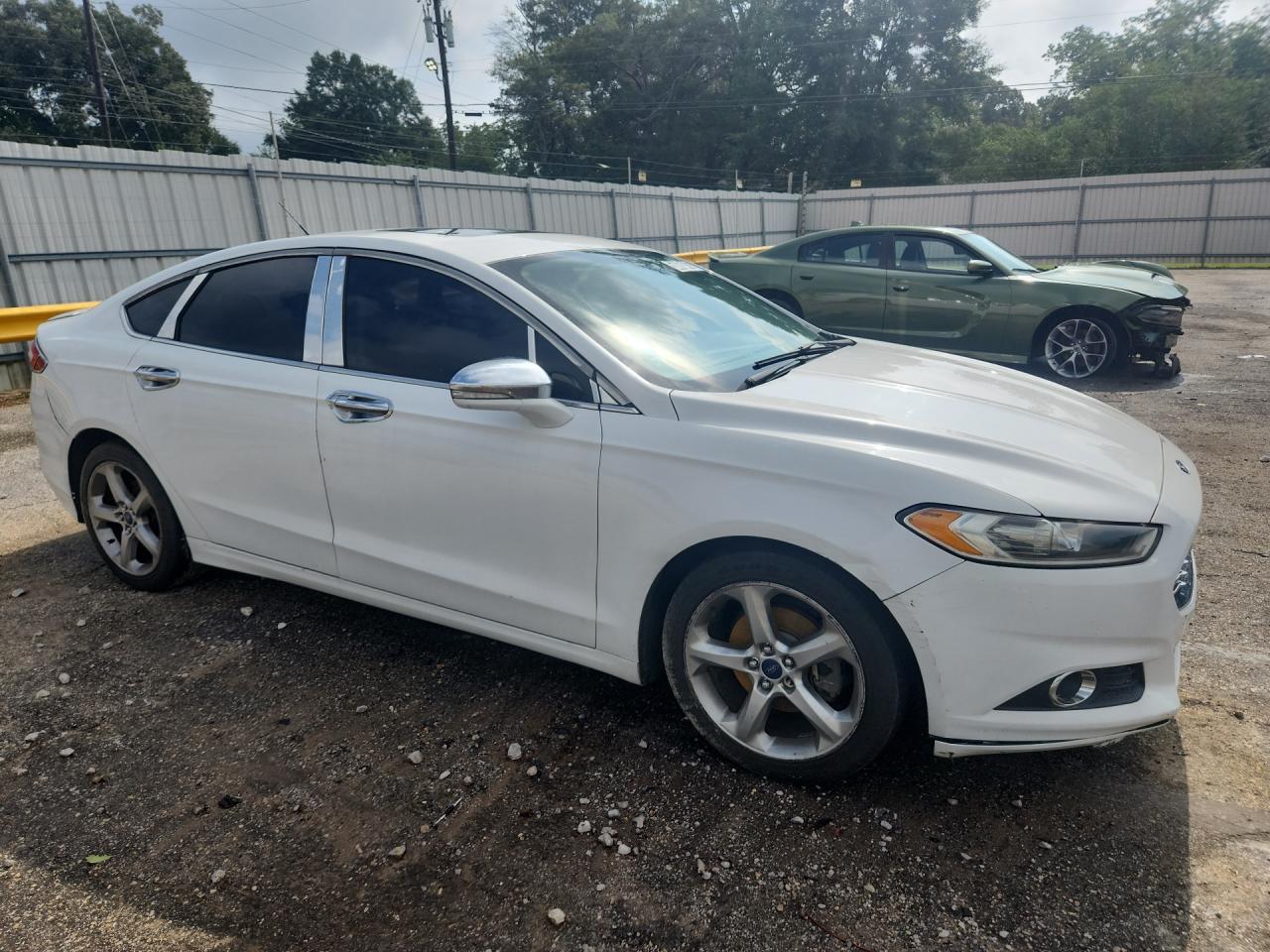 2015 Ford Fusion Se Белый vin: 3FA6P0H77FR291487 Damage: Front Bumper Molding, Broken, Replacement Required