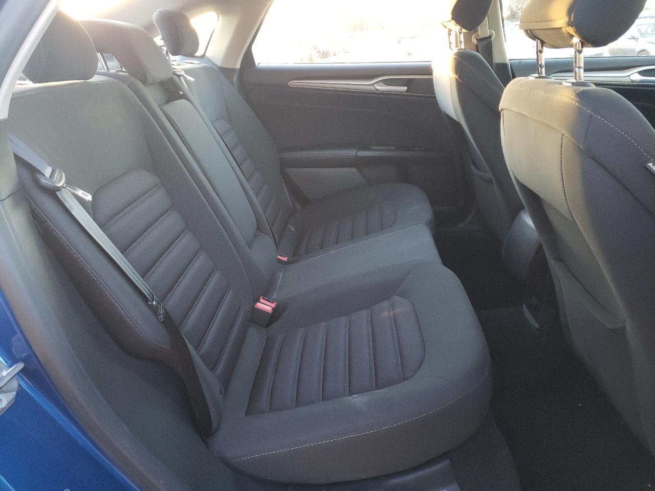 2017 Ford Fusion Se Blue vin: 3FA6P0H77HR359208