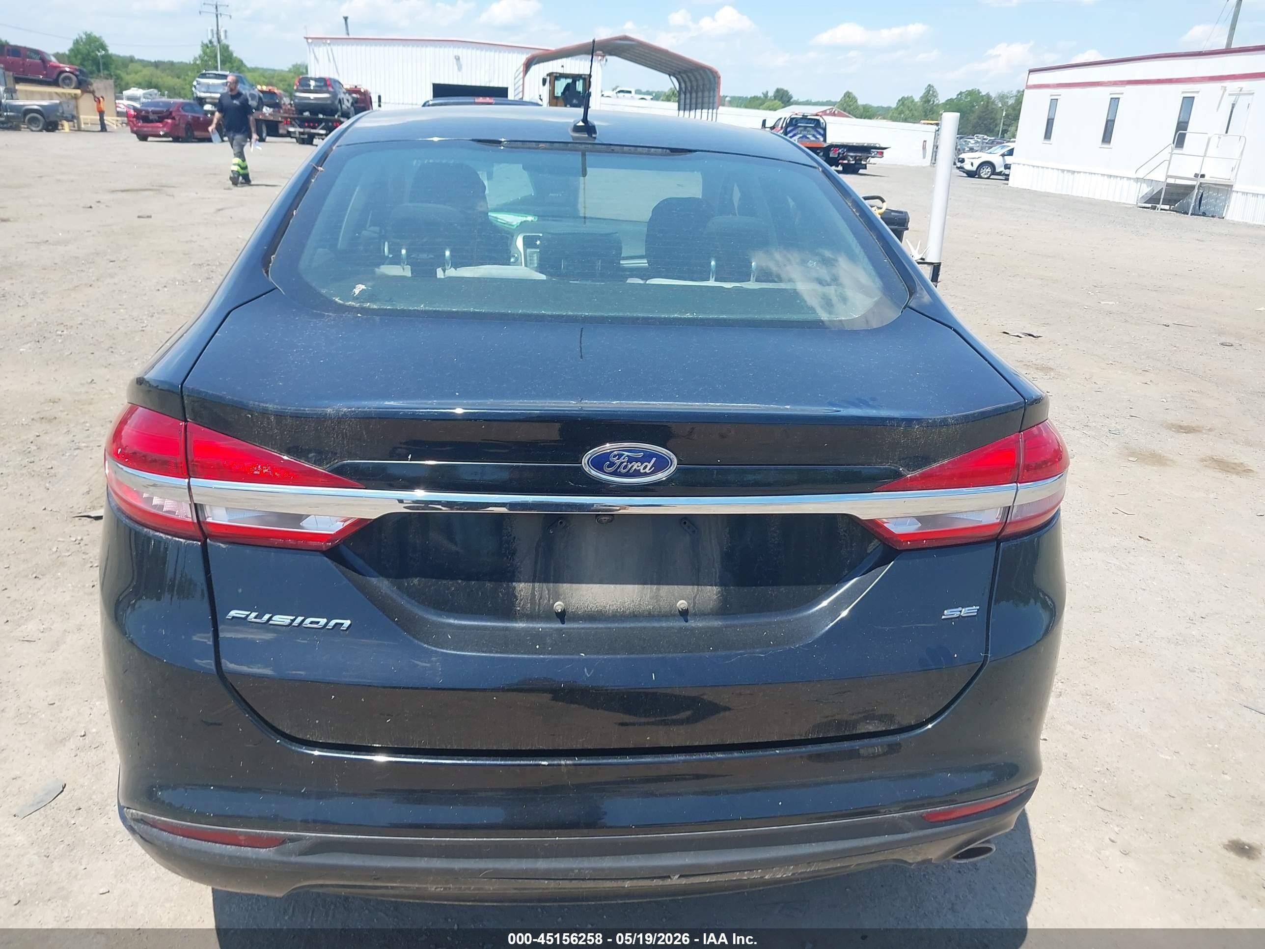 2018 Ford Fusion Se Black vin: 3FA6P0H77JR170385