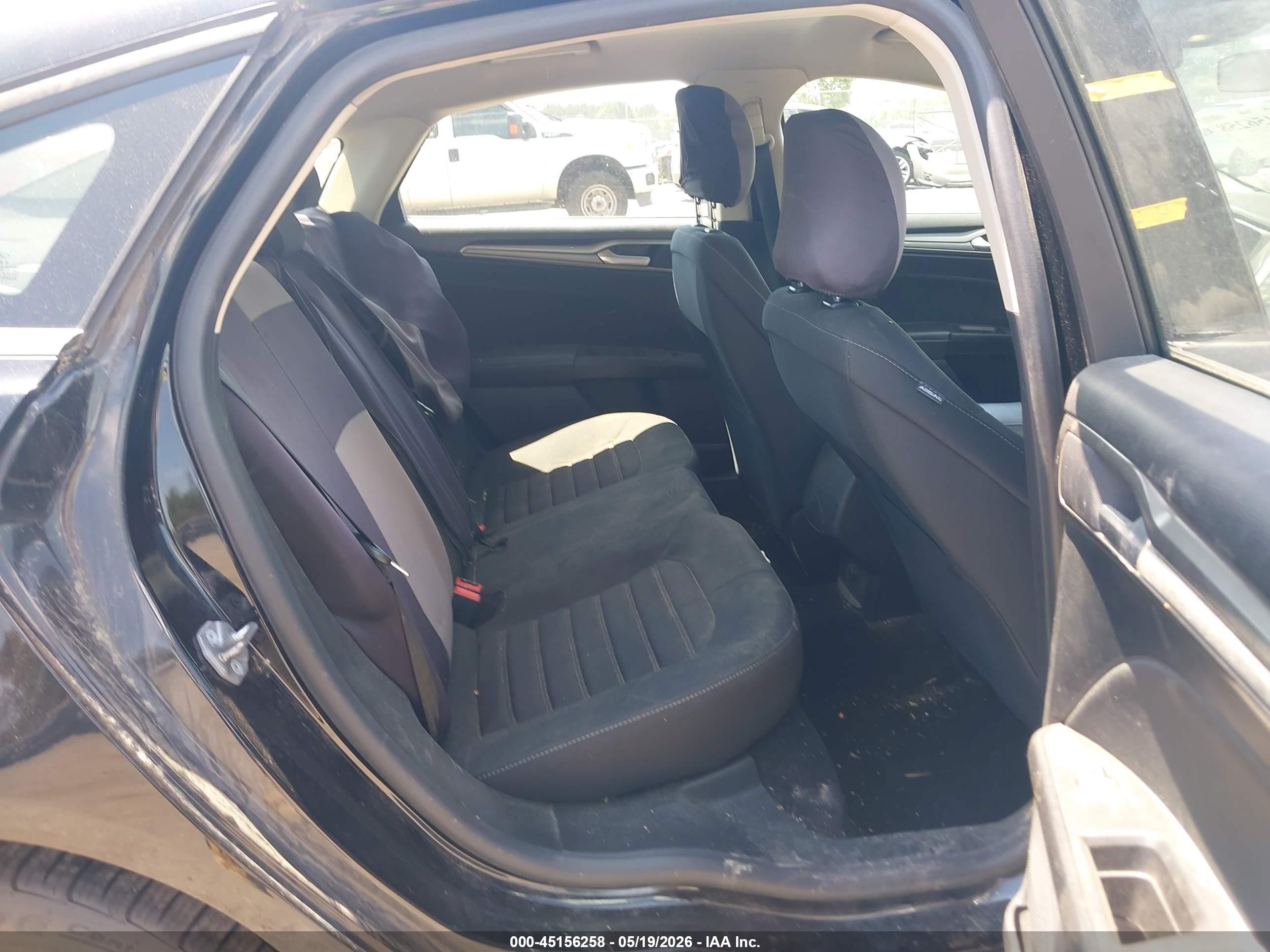 2018 Ford Fusion Se Black vin: 3FA6P0H77JR170385